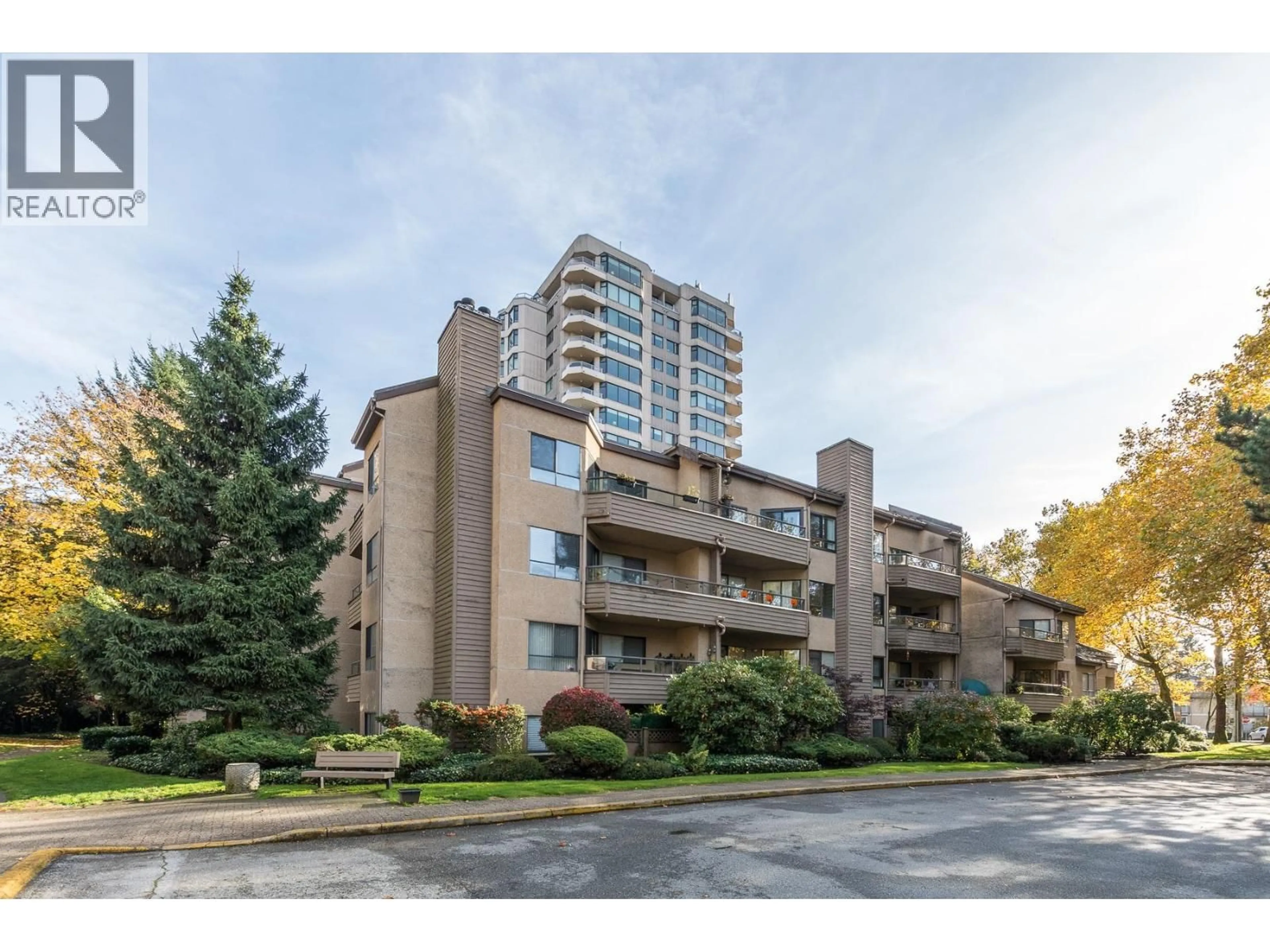 Unknown for 111 - 1750 AUGUSTA AVENUE, Burnaby British Columbia V5A2V6