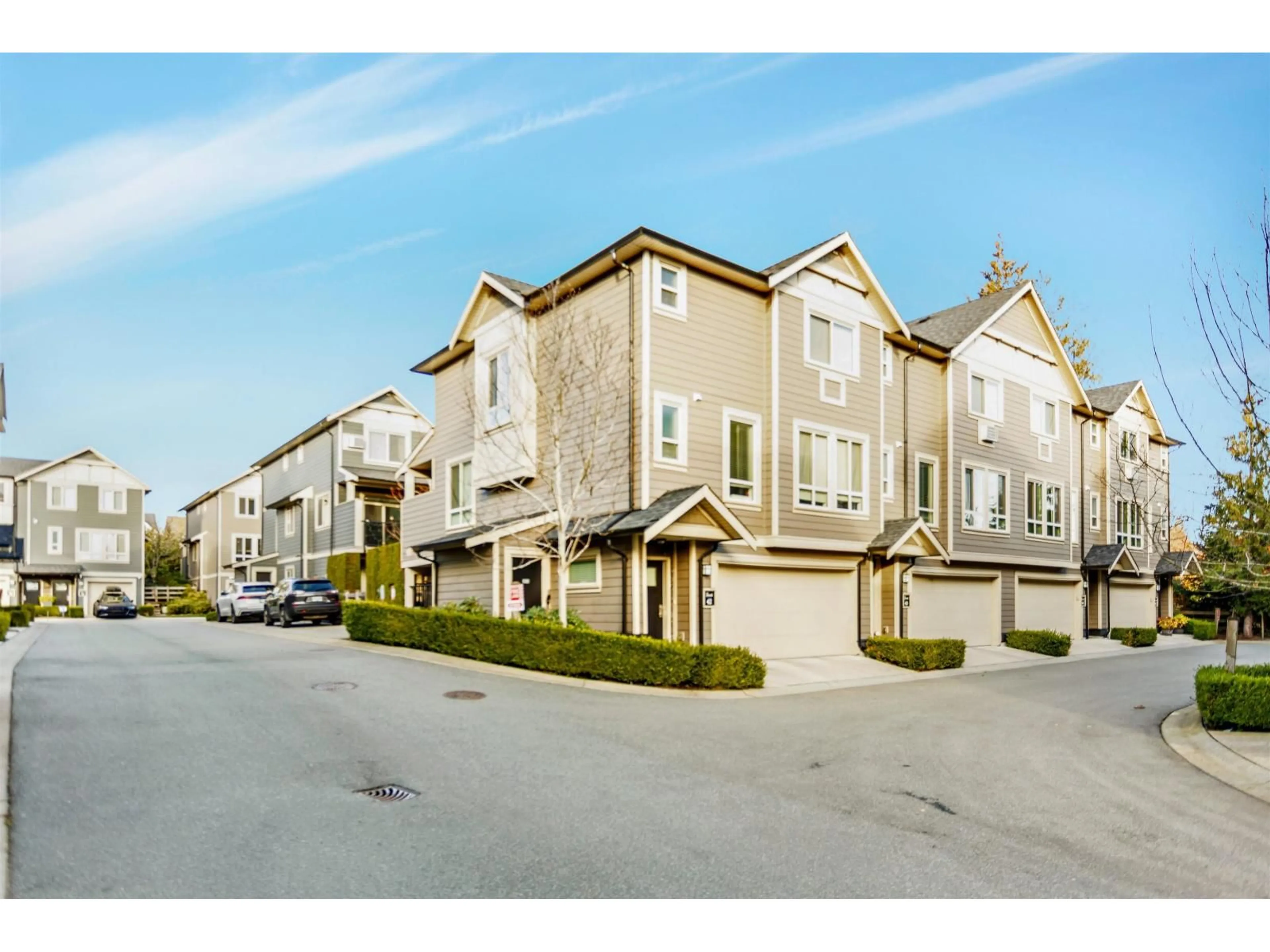 A pic from outside/outdoor area/front of a property/back of a property/a pic from drone, street for 44 - 19913 70, Langley British Columbia V2Y0S9