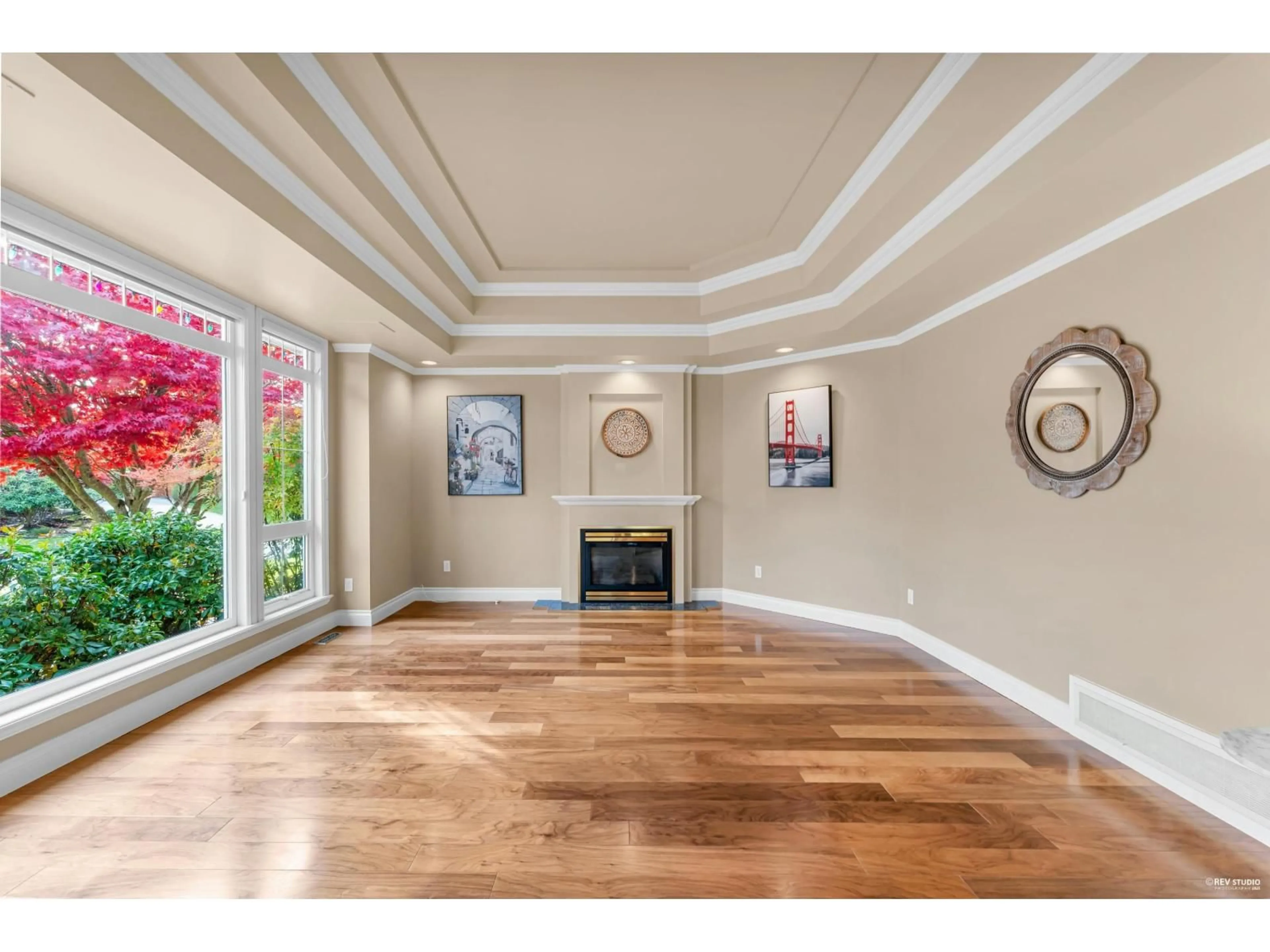 Unknown for 13681 21, Surrey British Columbia V4A9V6