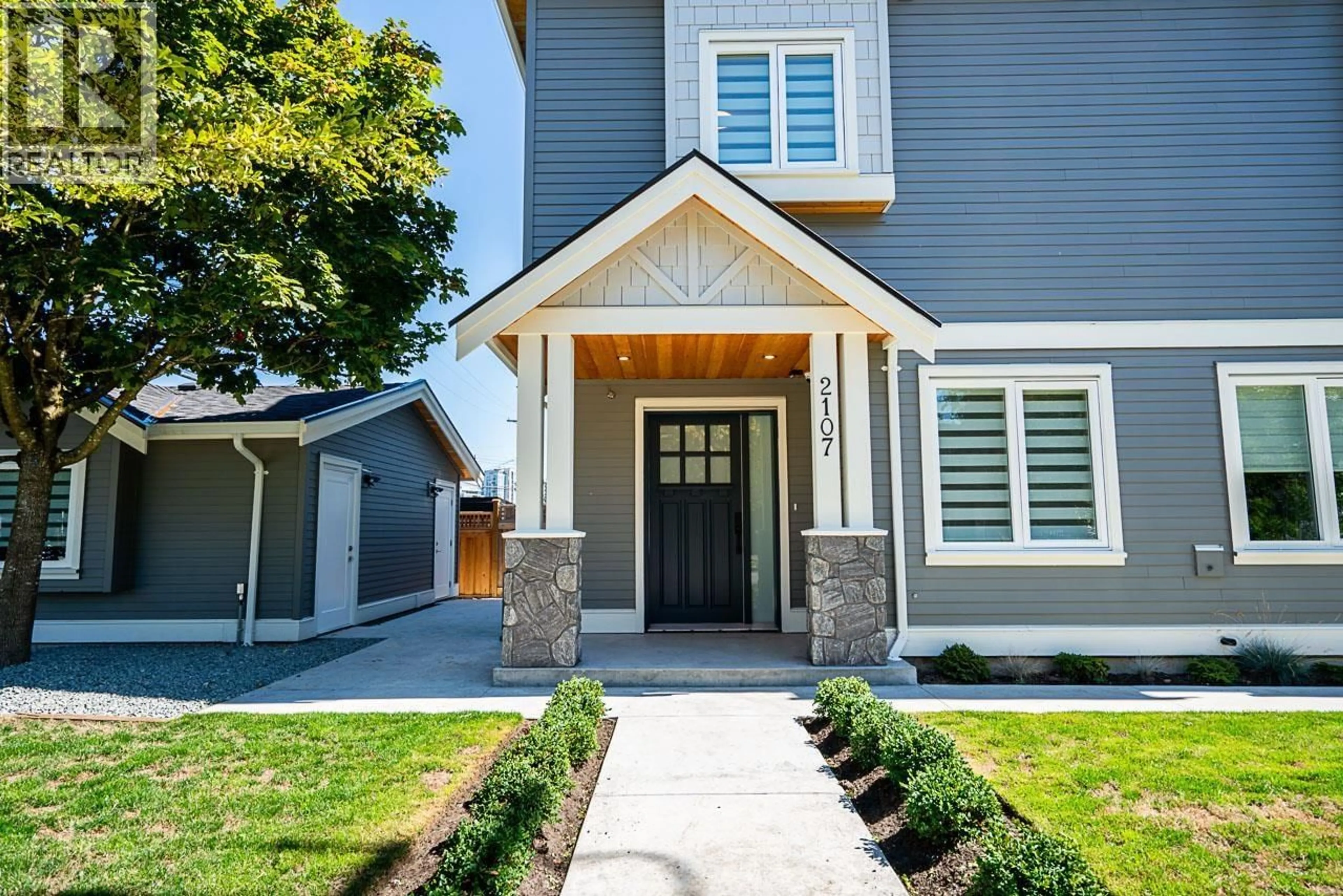 Home with brick exterior material, street for 2107 33RD AVENUE, Vancouver British Columbia V5N3E9