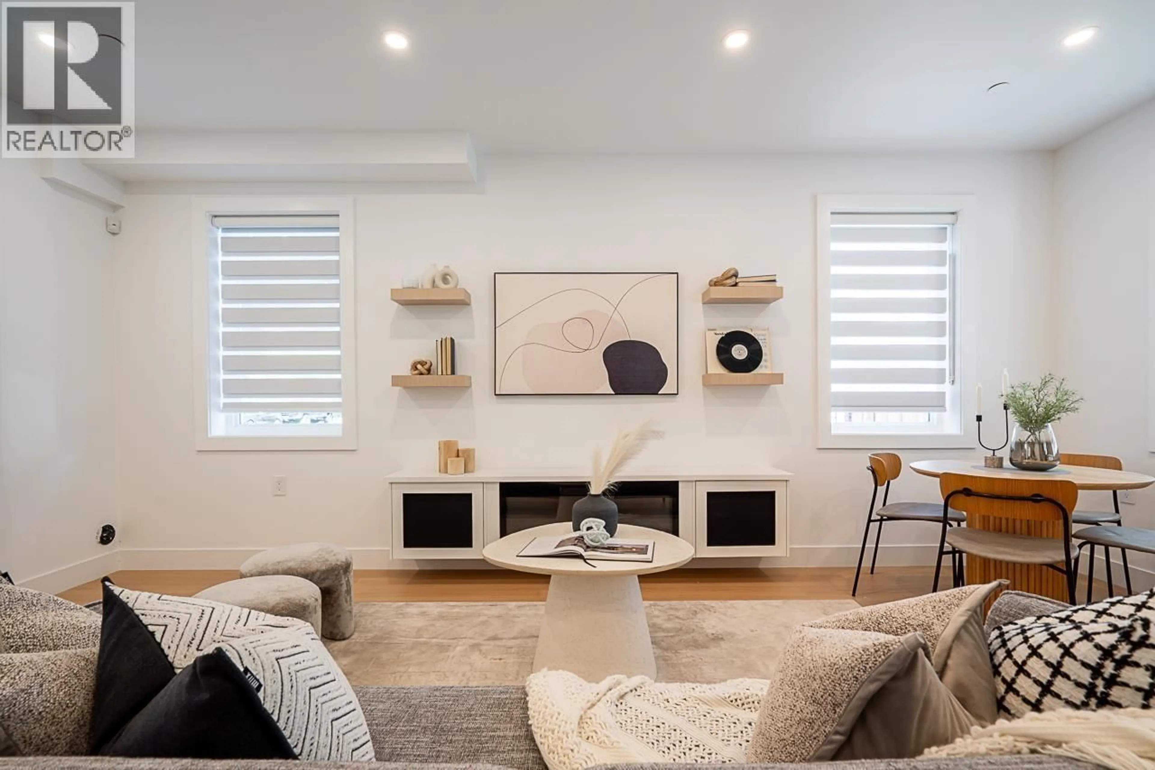 Living room with furniture, unknown for 2105 33RD AVENUE, Vancouver British Columbia V5N3E9