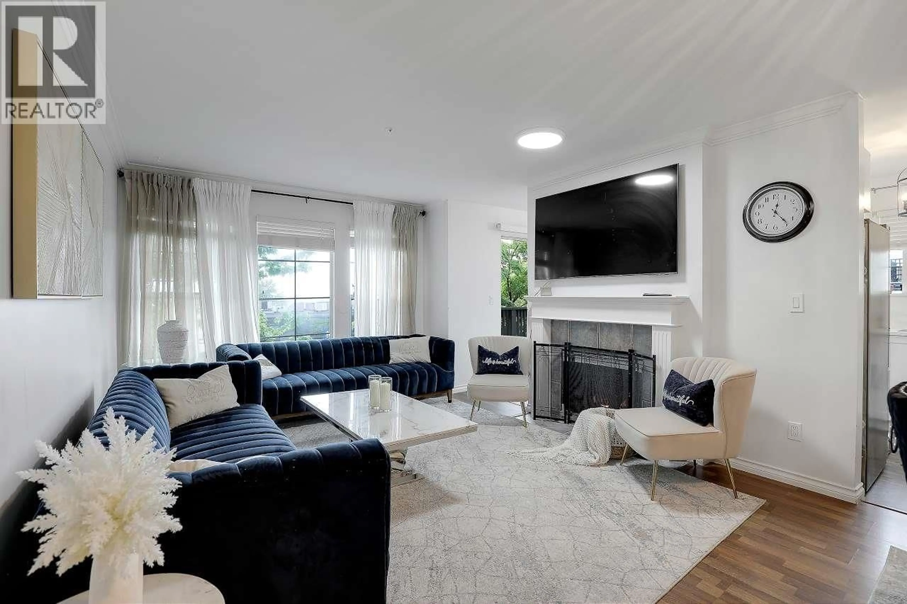 Living room with furniture, unknown for 213 - 888 GAUTHIER AVENUE, Coquitlam British Columbia V3K6Y1