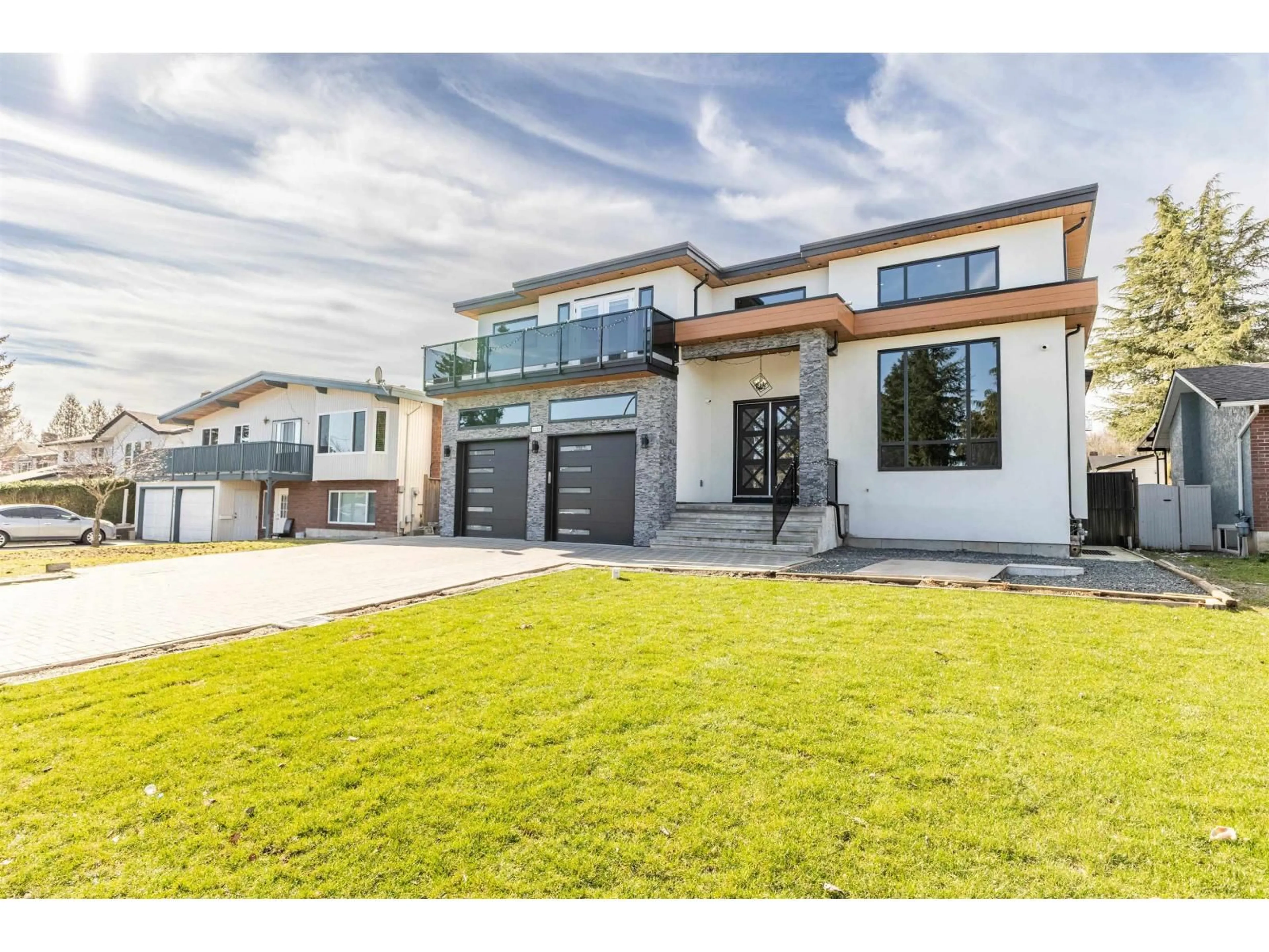 Home with brick exterior material, street for 3265 SATURNA, Abbotsford British Columbia V2T4R9