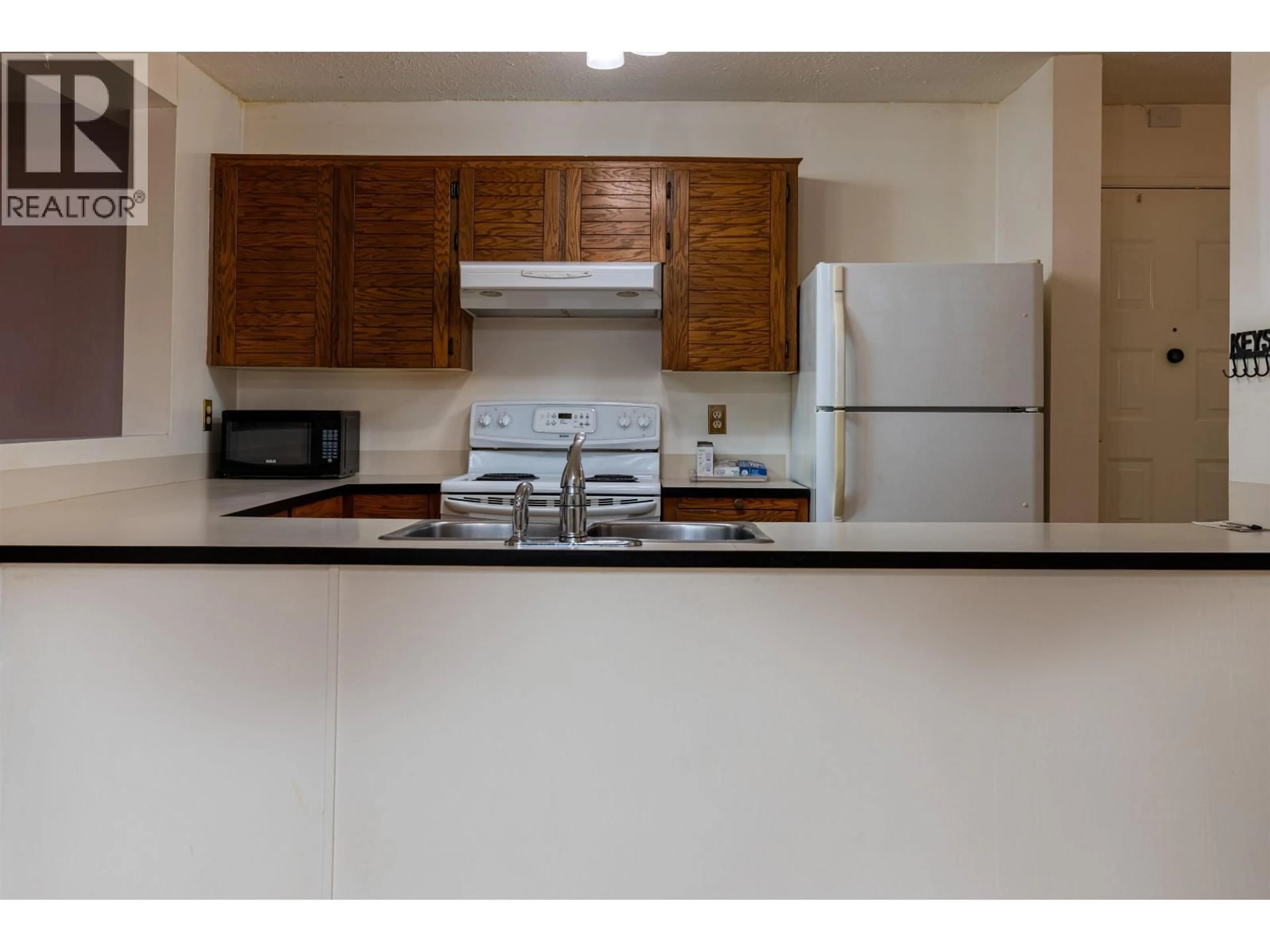 Standard kitchen, unknown for 15 - 4832 LAZELLE AVENUE, Terrace British Columbia V8G1T4