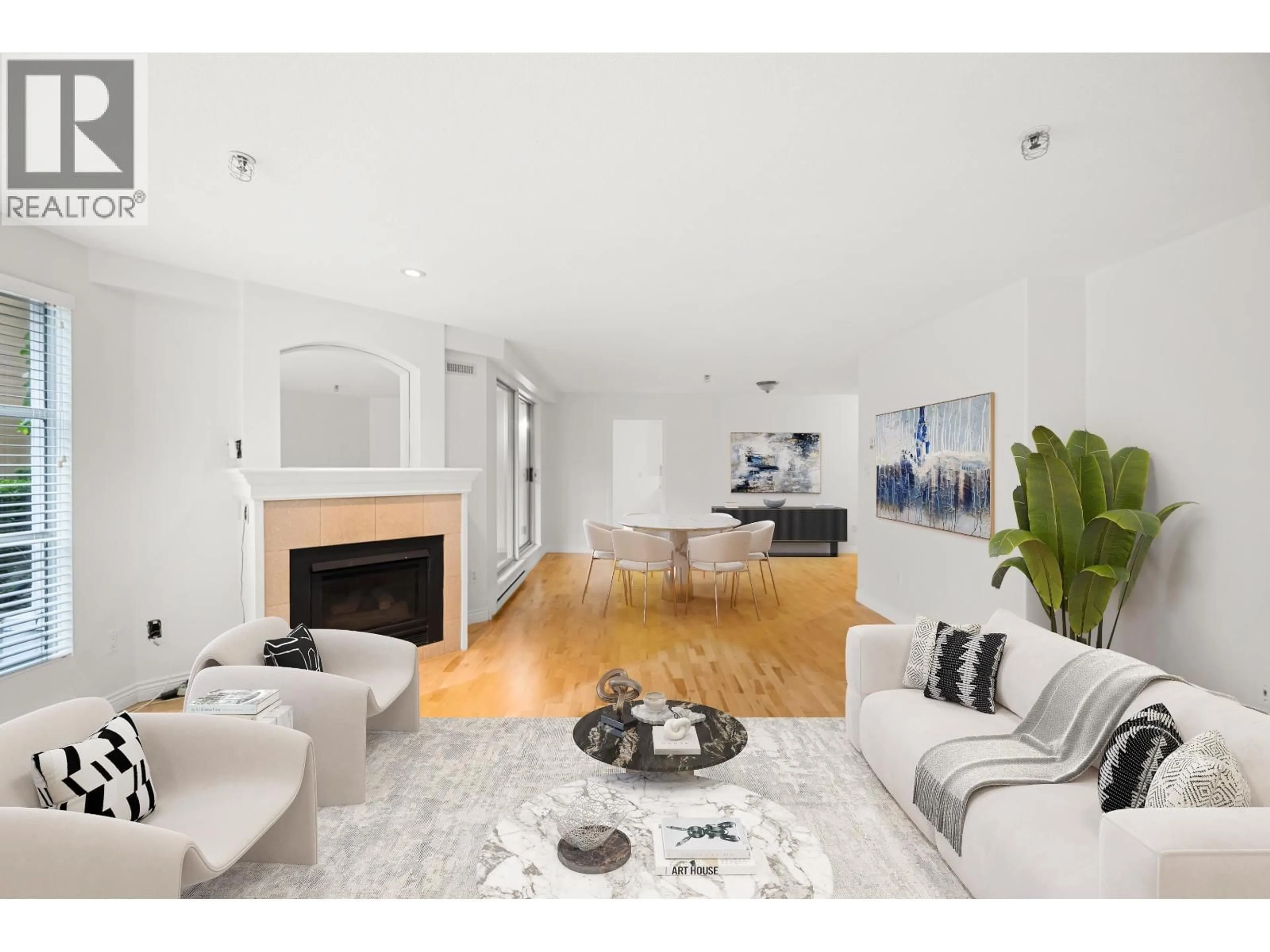 Living room with furniture, wood/laminate floor for 105 - 5 RENAISSANCE SQUARE, New Westminster British Columbia V3M6K5