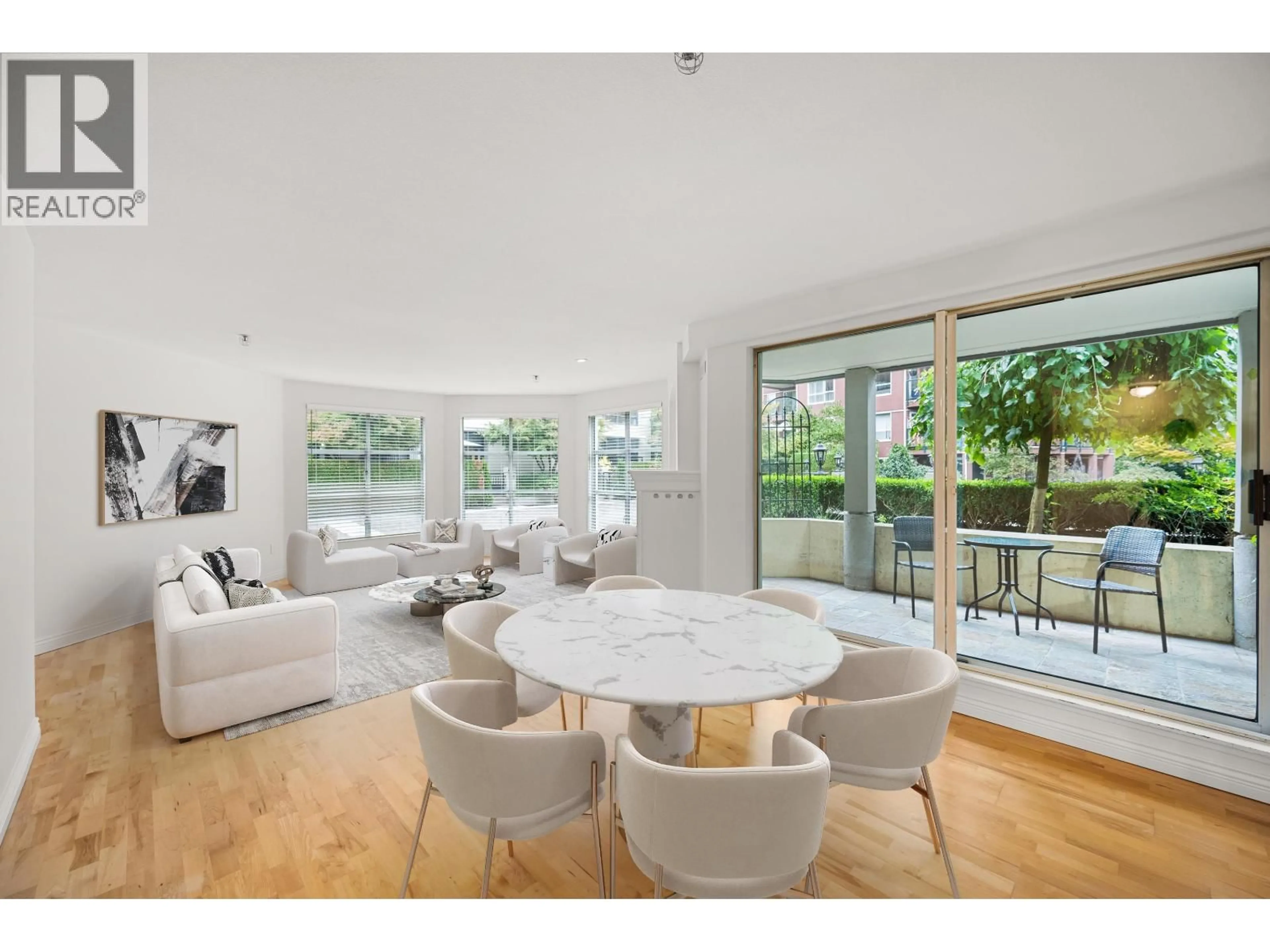 Unknown for 105 - 5 RENAISSANCE SQUARE, New Westminster British Columbia V3M6K5