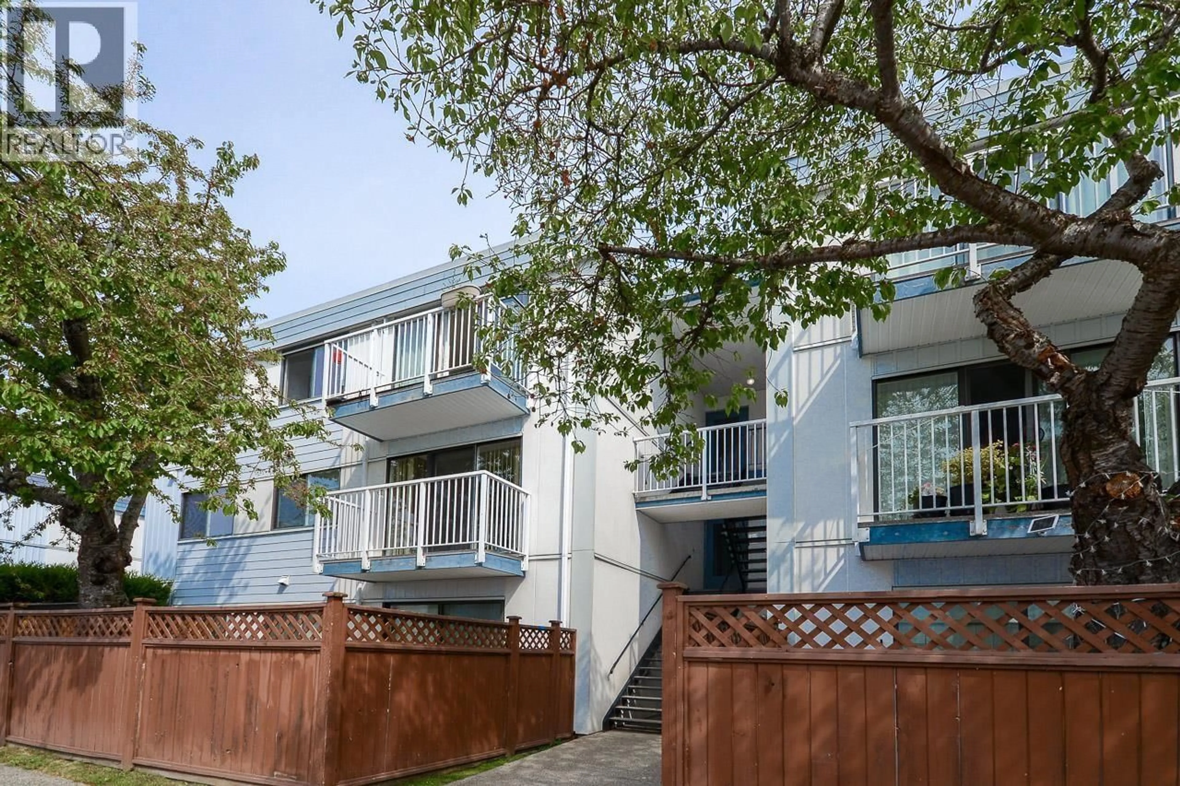 Patio, street for 301 - 7200 LINDSAY ROAD, Richmond British Columbia V7C3M6