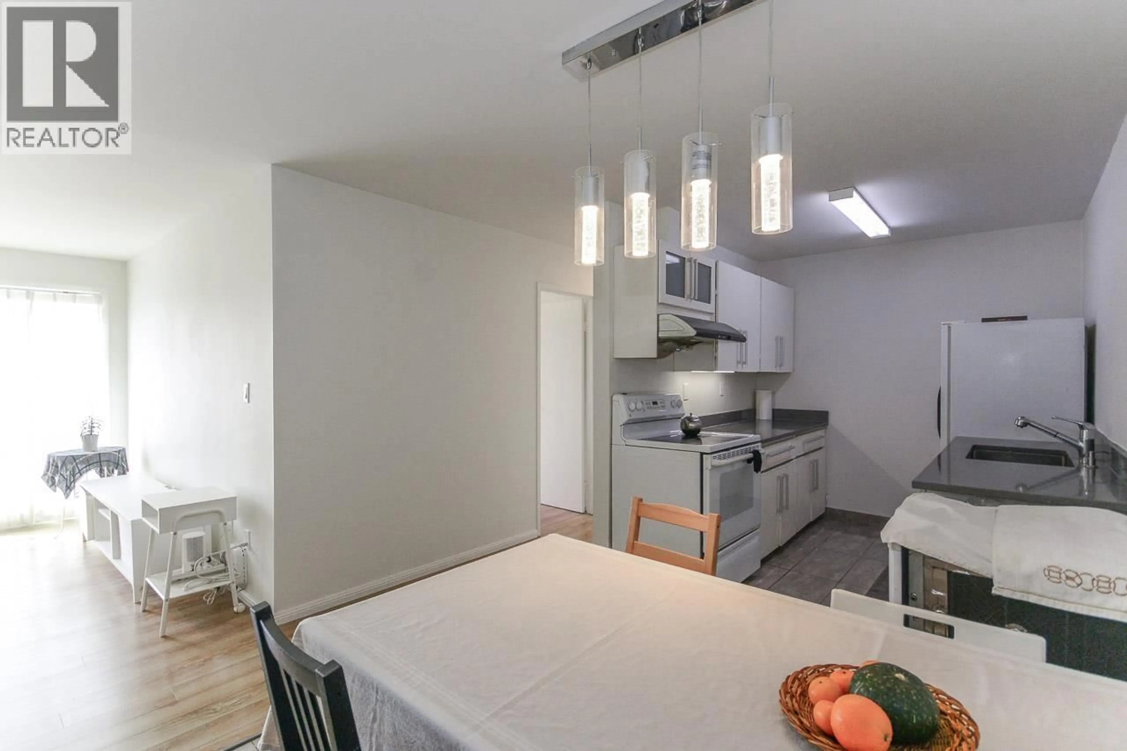 Unknown for 301 - 7200 LINDSAY ROAD, Richmond British Columbia V7C3M6