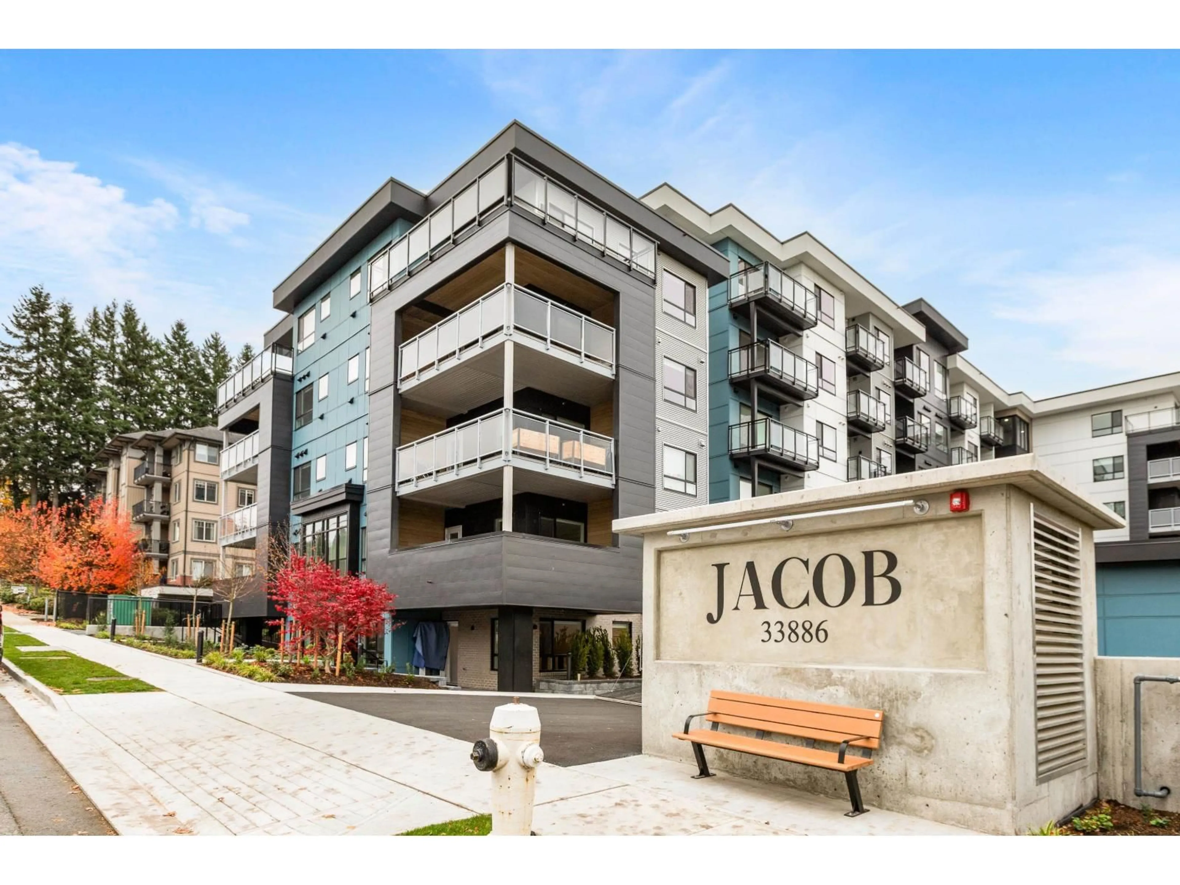 Indoor foyer for 115 - 33886 PINE, Abbotsford British Columbia V2S0N9