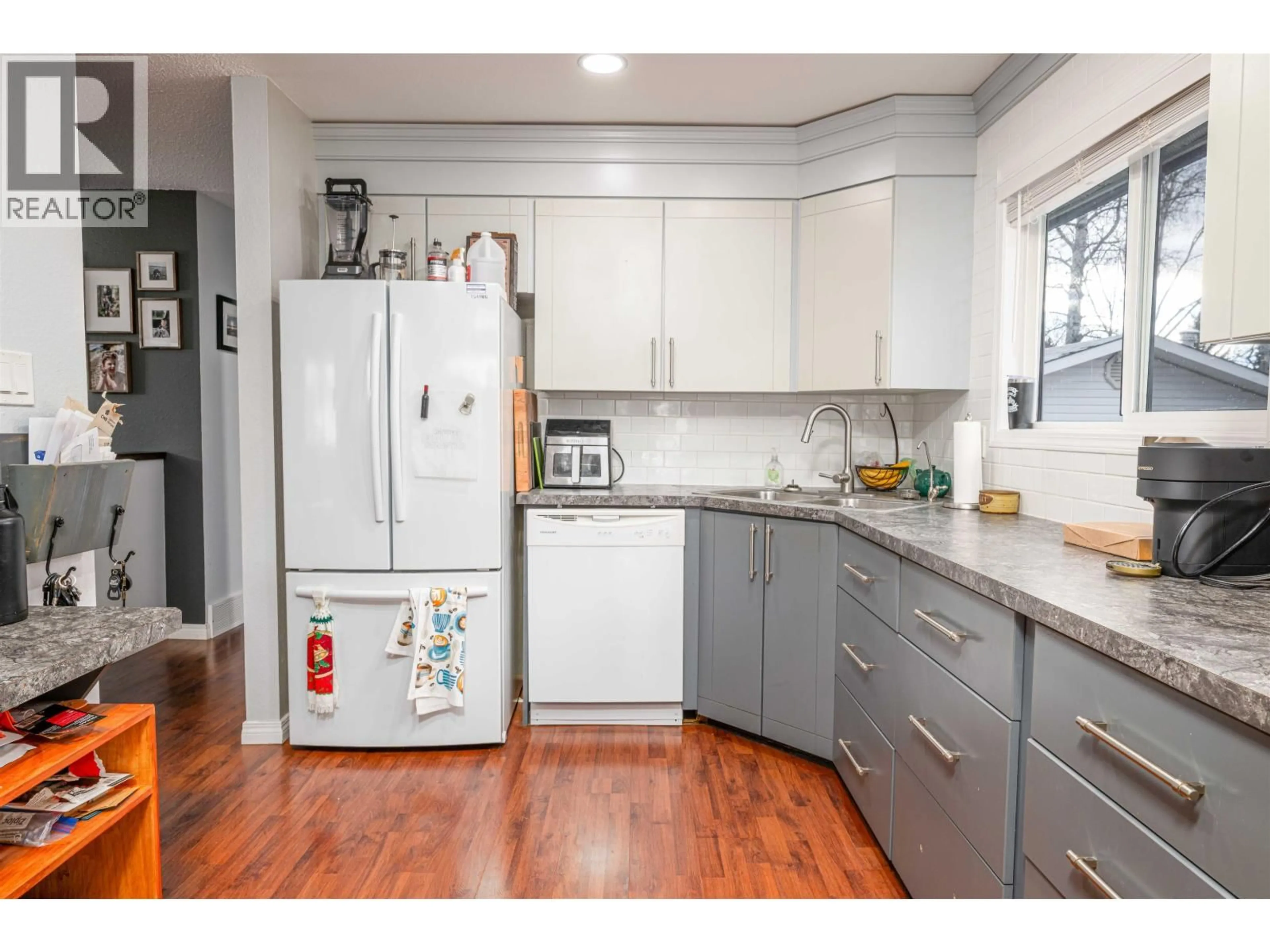 Standard kitchen, unknown for 7709 KINGSLEY CRESCENT, Prince George British Columbia V2N3M9
