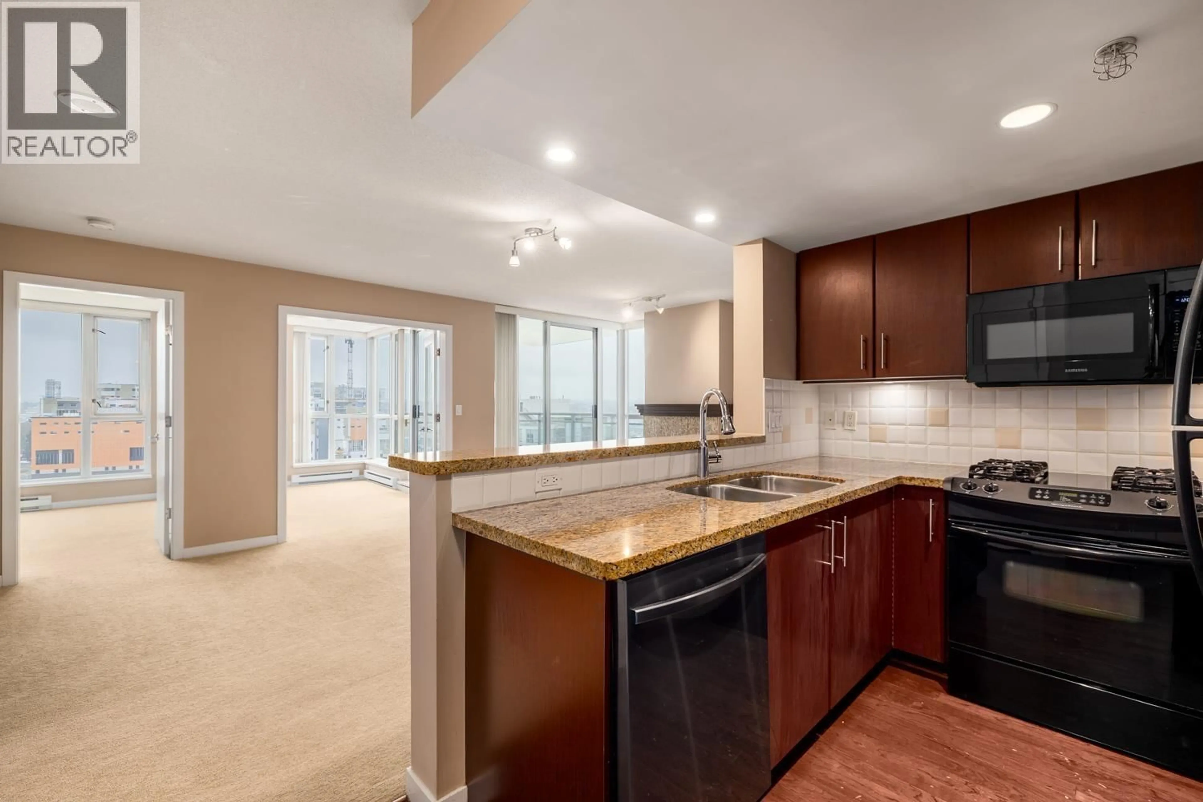 Open concept kitchen, unknown for 903 - 120 MILROSS AVENUE, Vancouver British Columbia V6A4K7