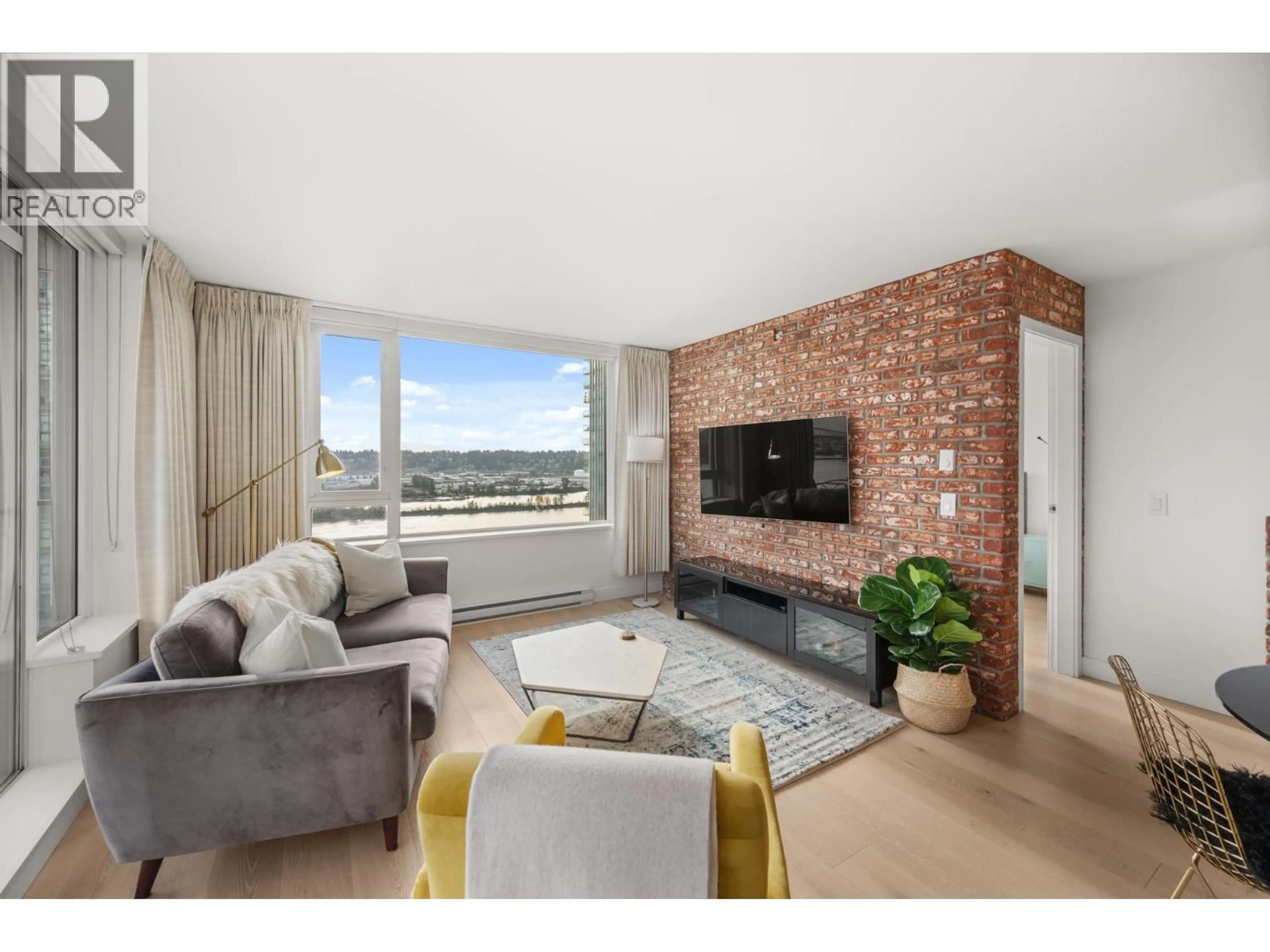 Living room with furniture, unknown for 1610 - 668 COLUMBIA STREET, New Westminster British Columbia V3M1A9