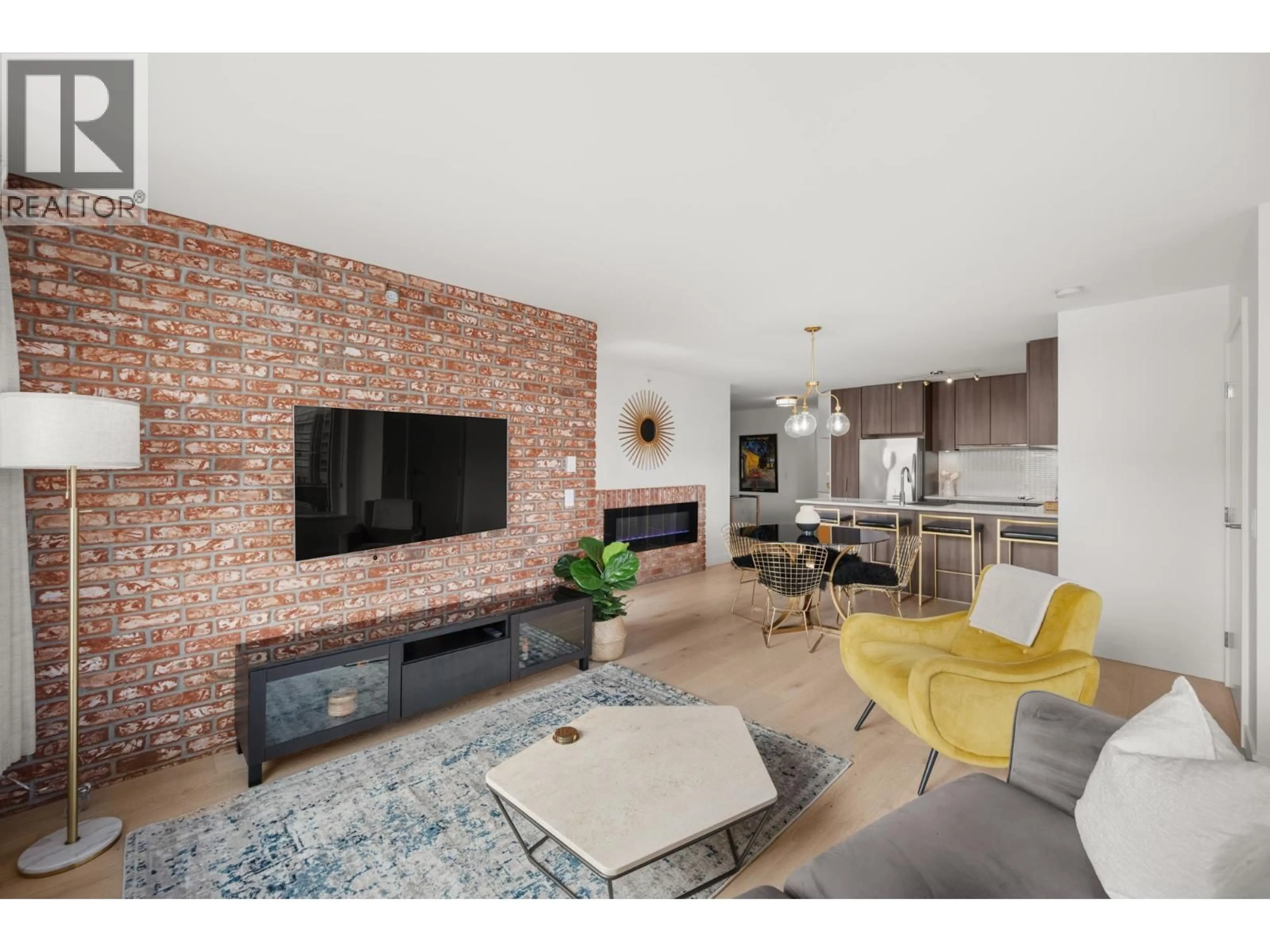 Living room with furniture, unknown for 1610 - 668 COLUMBIA STREET, New Westminster British Columbia V3M1A9