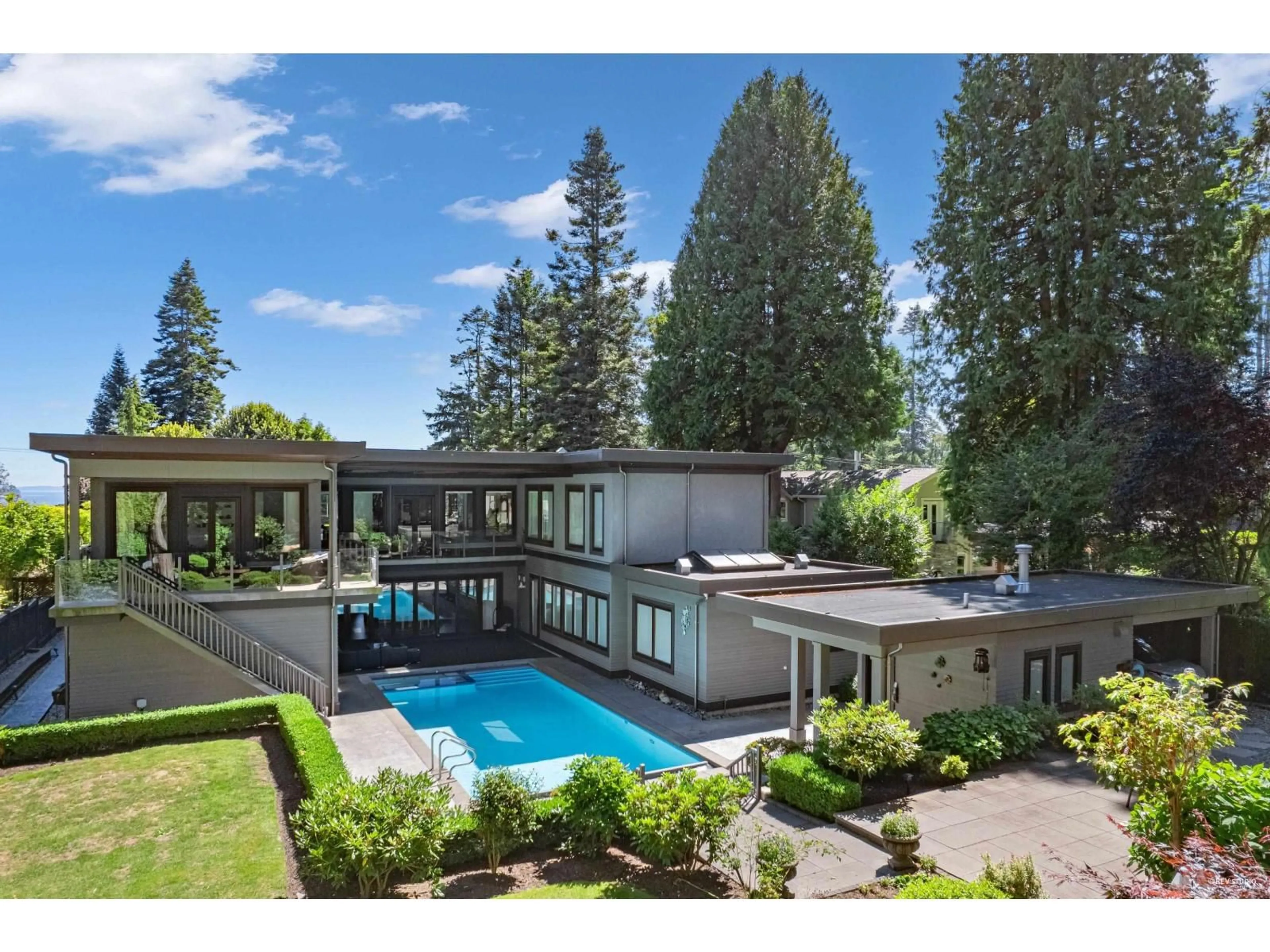 A pic from outside/outdoor area/front of a property/back of a property/a pic from drone, mountain view for 13657 MARINE, White Rock British Columbia V4B1A3
