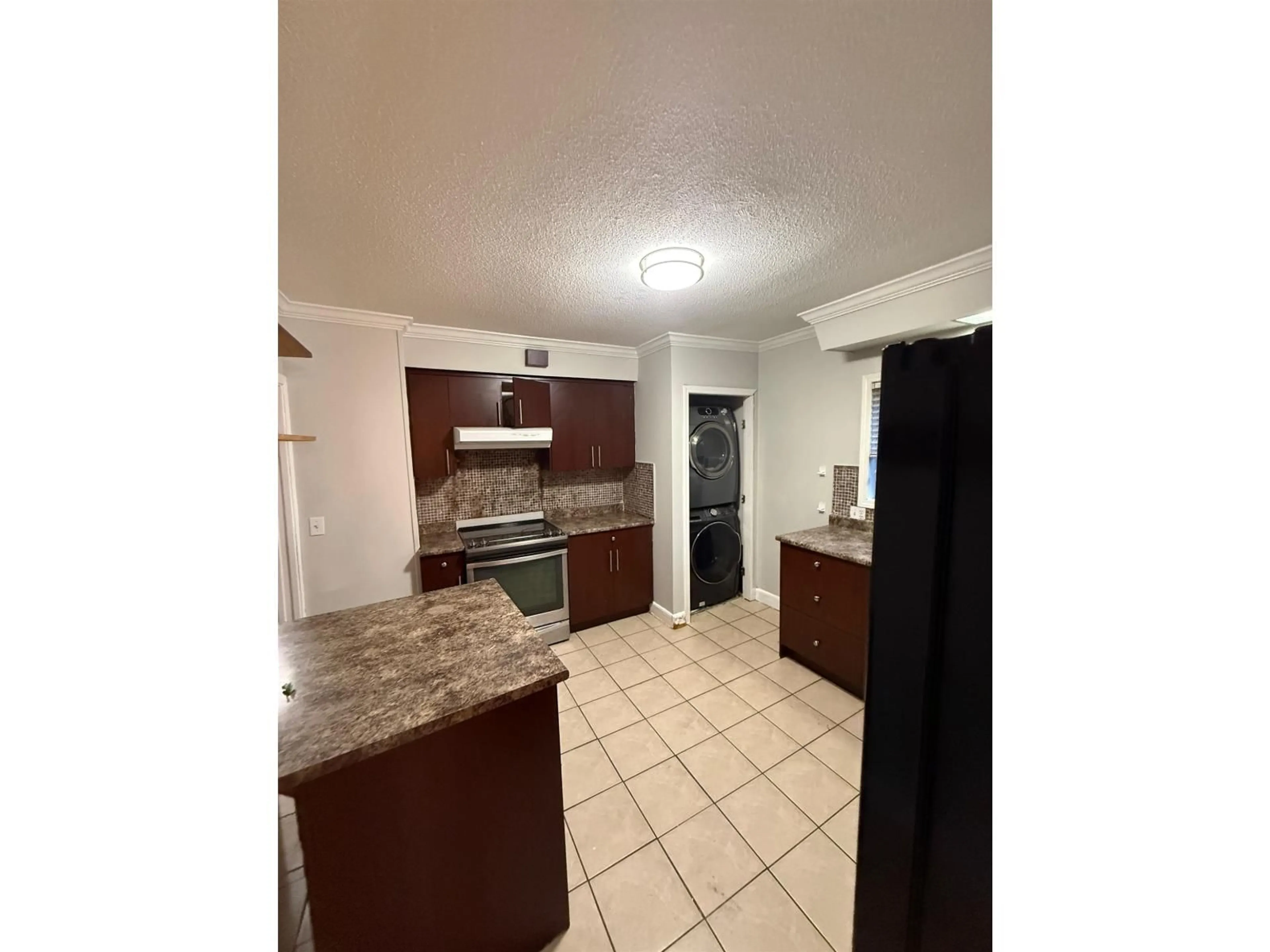 Unknown for 45629 KIPP AVENUE, Chilliwack British Columbia V2P1Y9