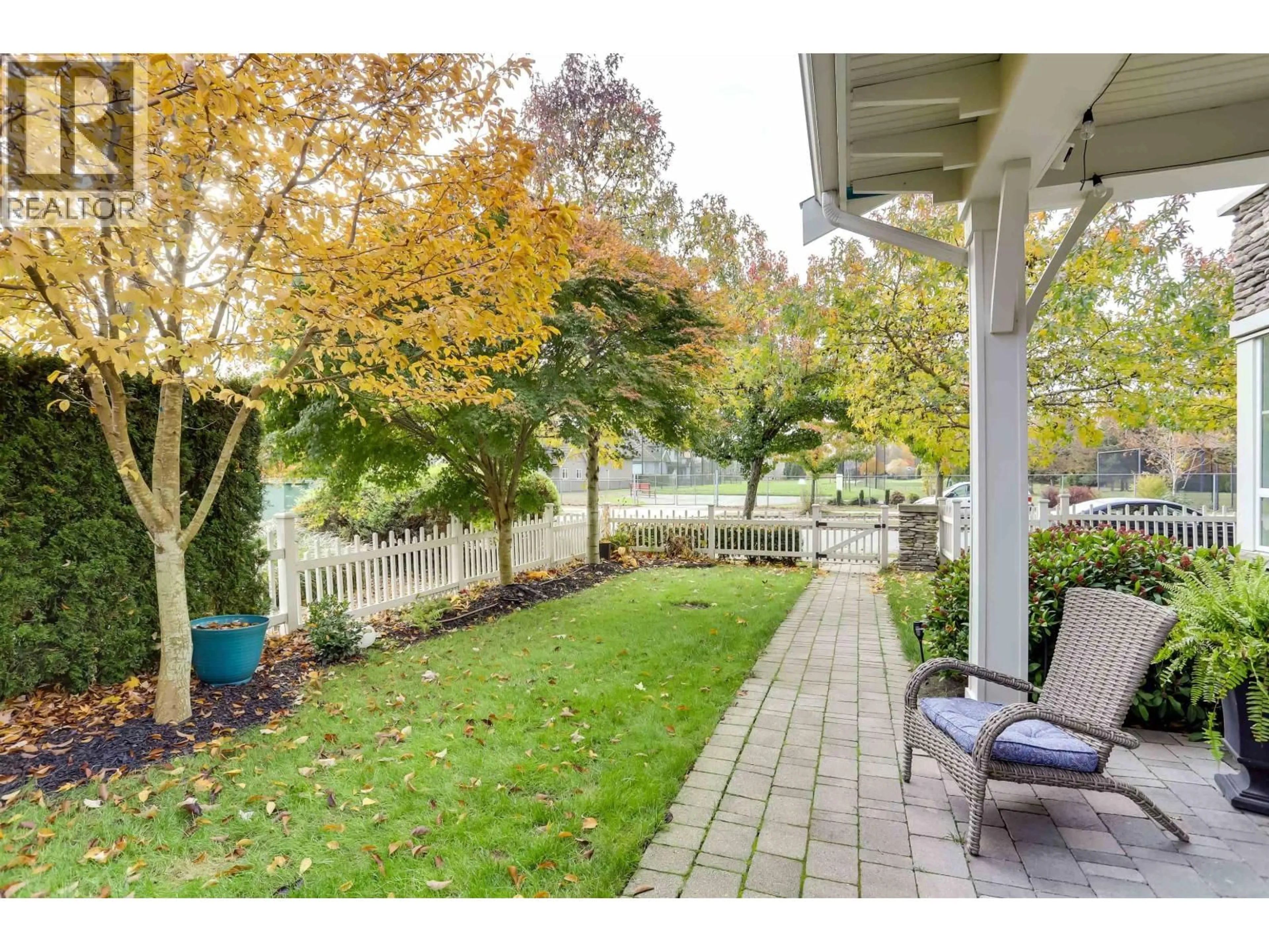 Patio, street for 24 - 5510 ADMIRAL WAY, Delta British Columbia V4K0C3