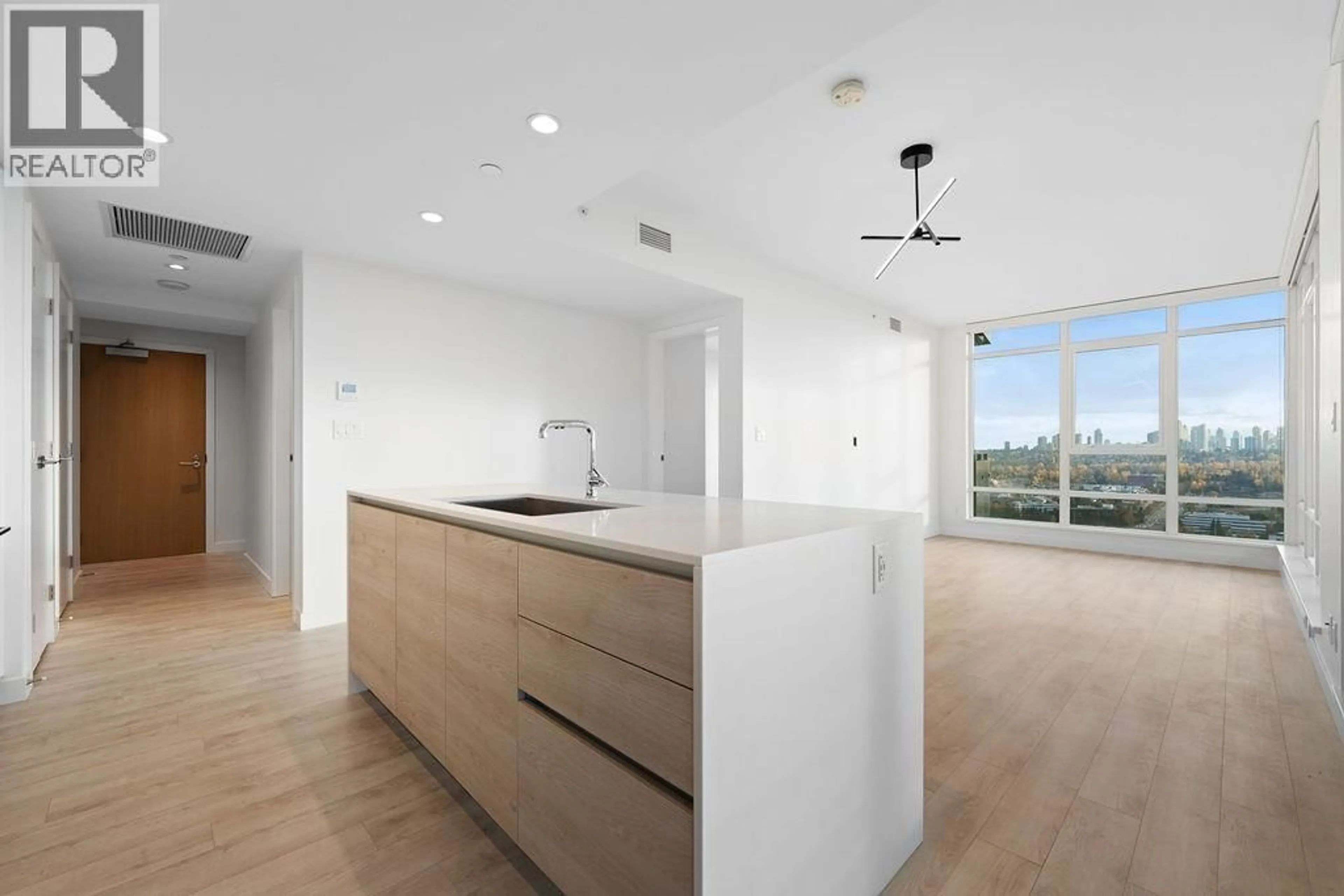 Open concept kitchen, unknown for 3008 - 2085 SKYLINE COURT, Burnaby British Columbia V5C0M6