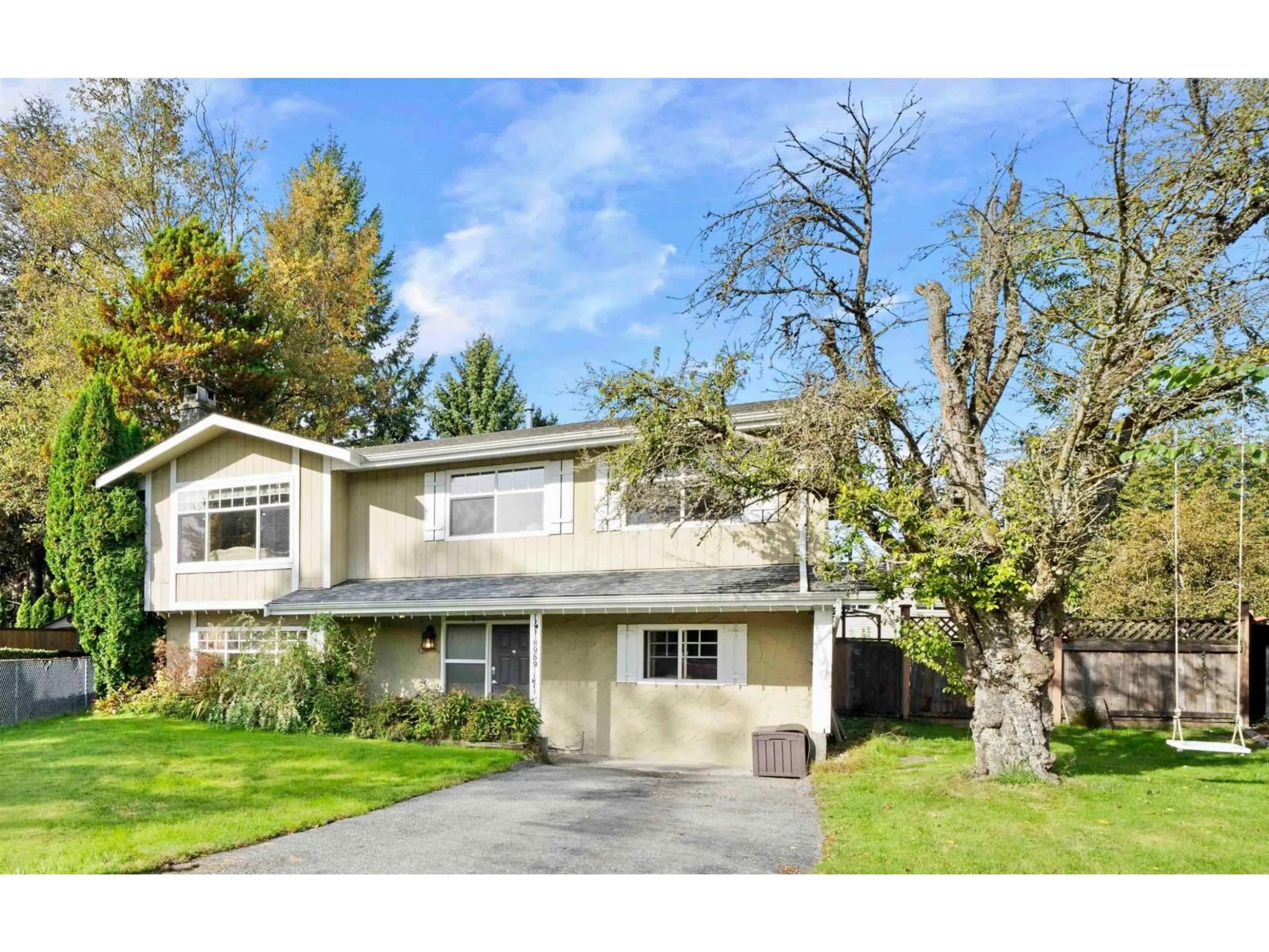 Home with vinyl exterior material, street for 8959 MITCHELL, Delta British Columbia V4C7H1