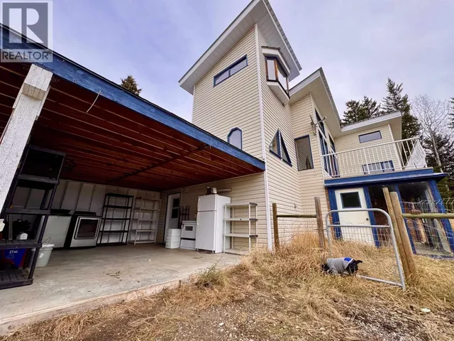 2659 ROSE DRIVE, 150 Mile House
