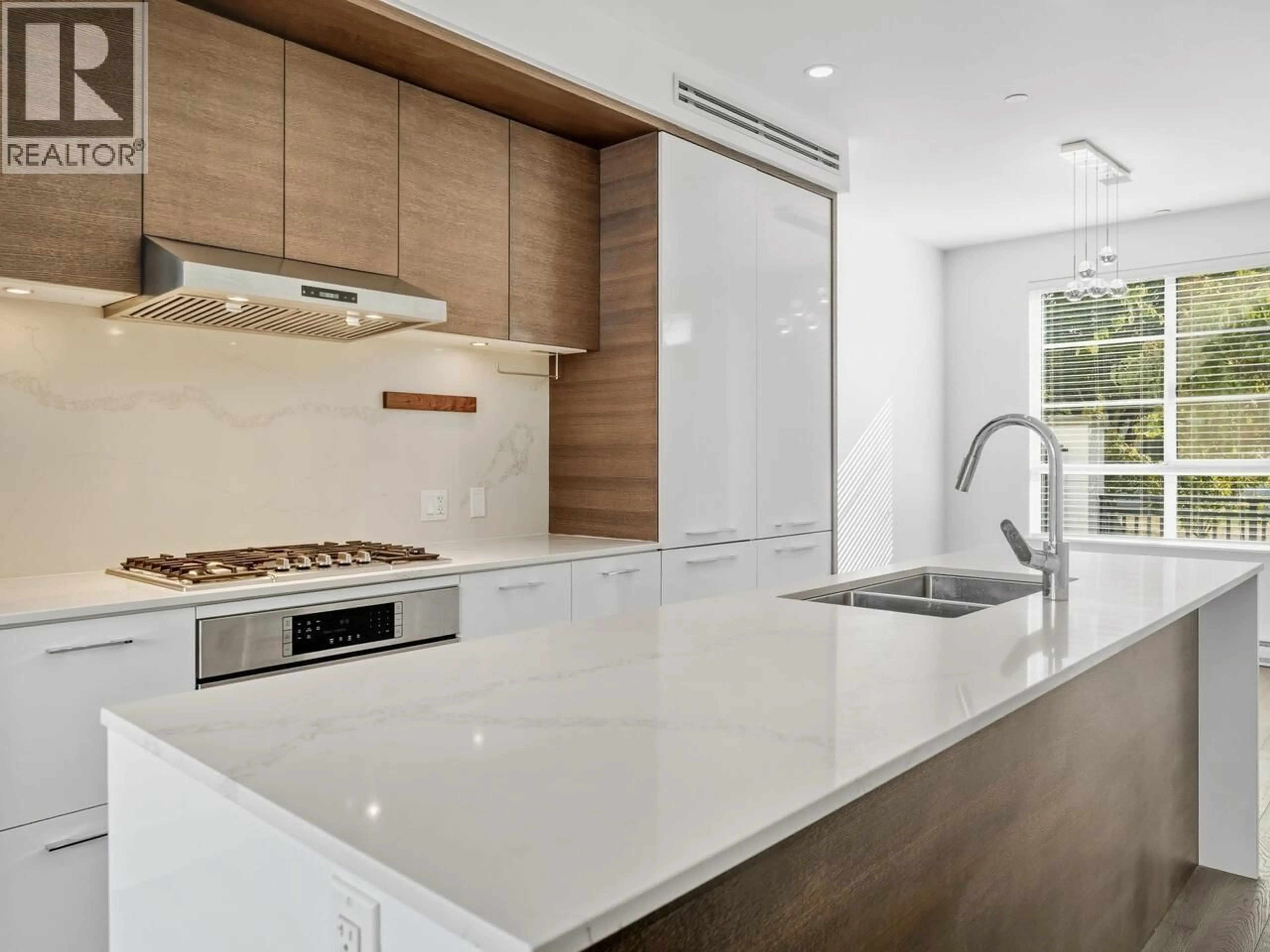 Contemporary kitchen, ceramic/tile floor for 7837 MANITOBA STREET, Vancouver British Columbia V5X0G9