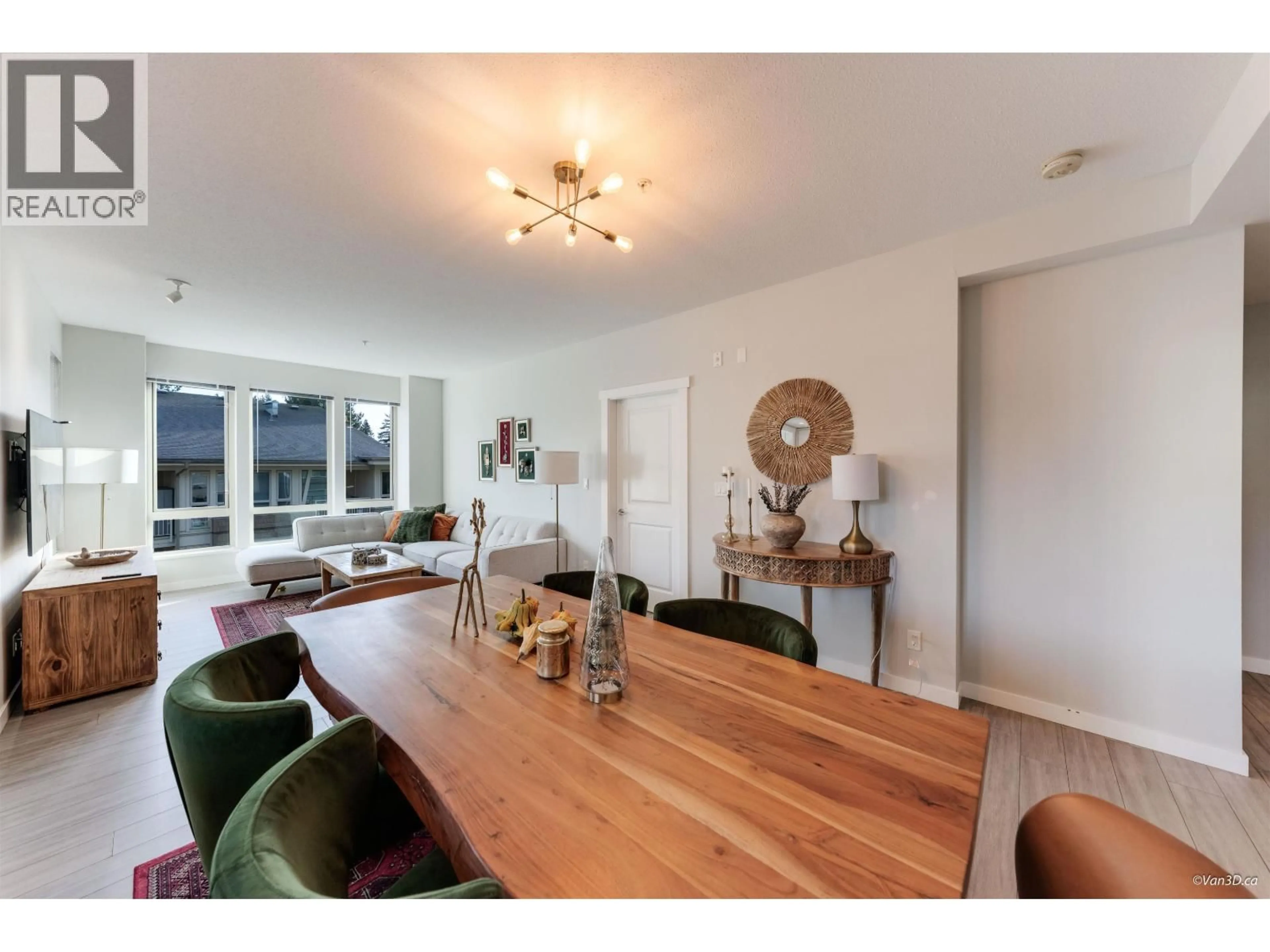 Dining room, wood/laminate floor for 312 - 2632 LIBRARY LANE, North Vancouver British Columbia V7J0B8