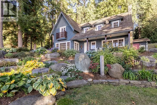 1289 GOWER POINT ROAD, Gibsons 2