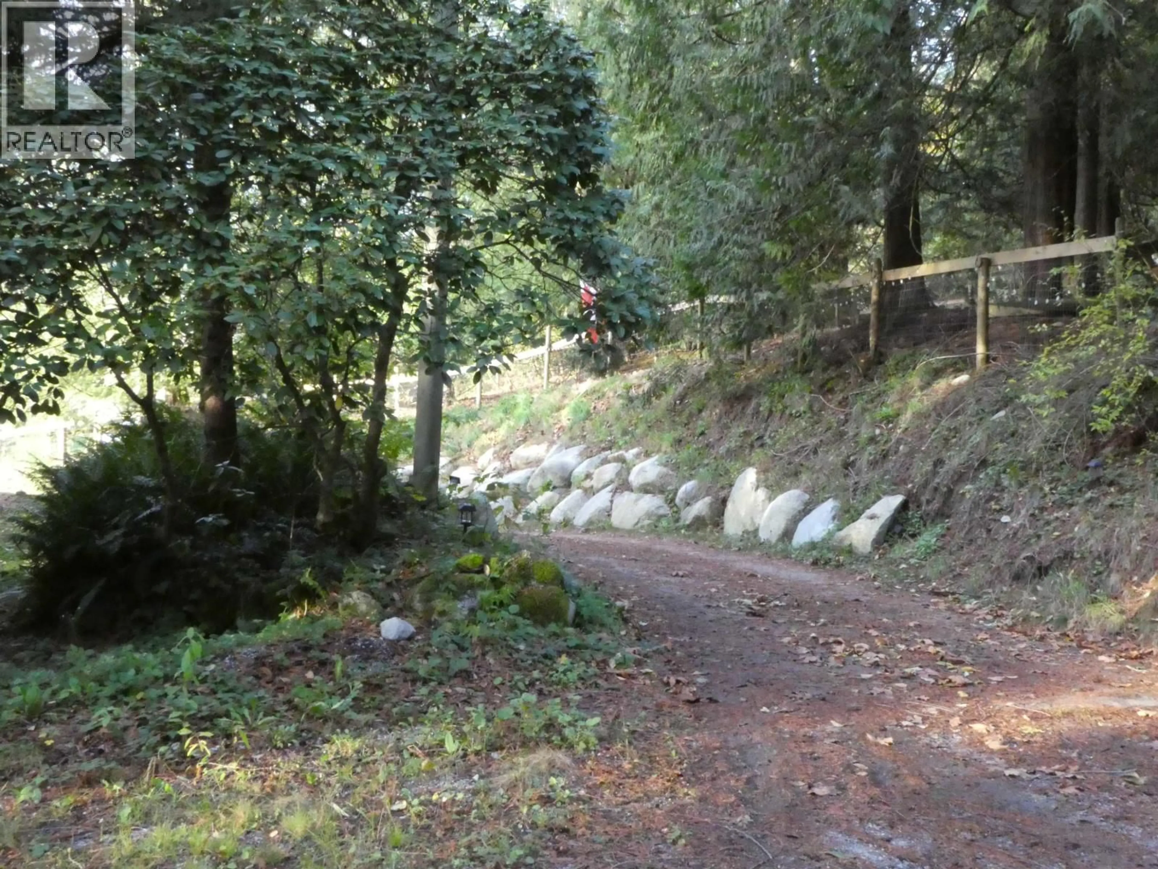 Blurry image for 14042 232 STREET, Maple Ridge British Columbia V4R2G5