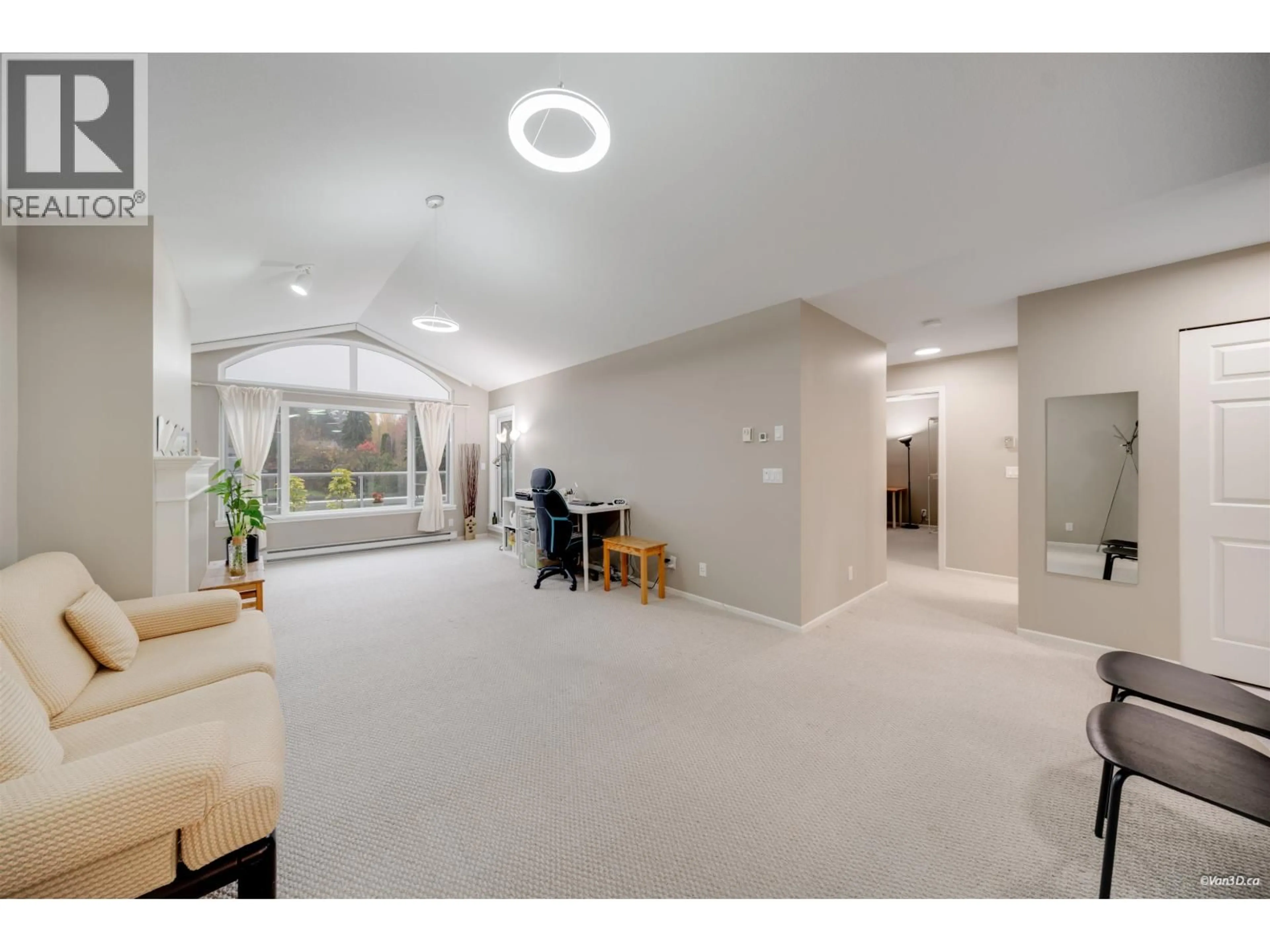 Indoor foyer for 309 - 501 COCHRANE AVENUE, Coquitlam British Columbia V3J7W5