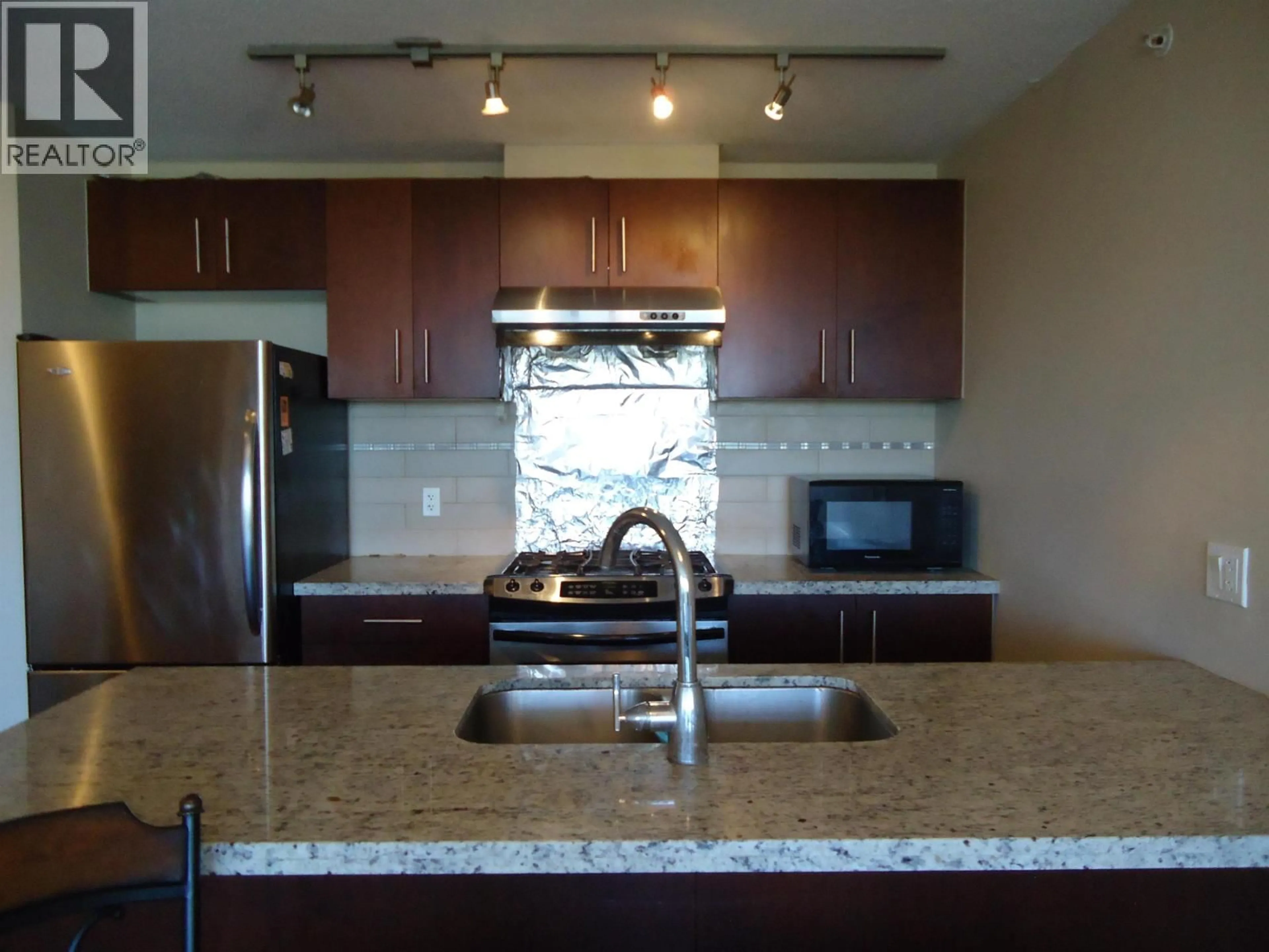 Standard kitchen, unknown for 908 - 8288 LANSDOWNE ROAD, Richmond British Columbia V6X0B3