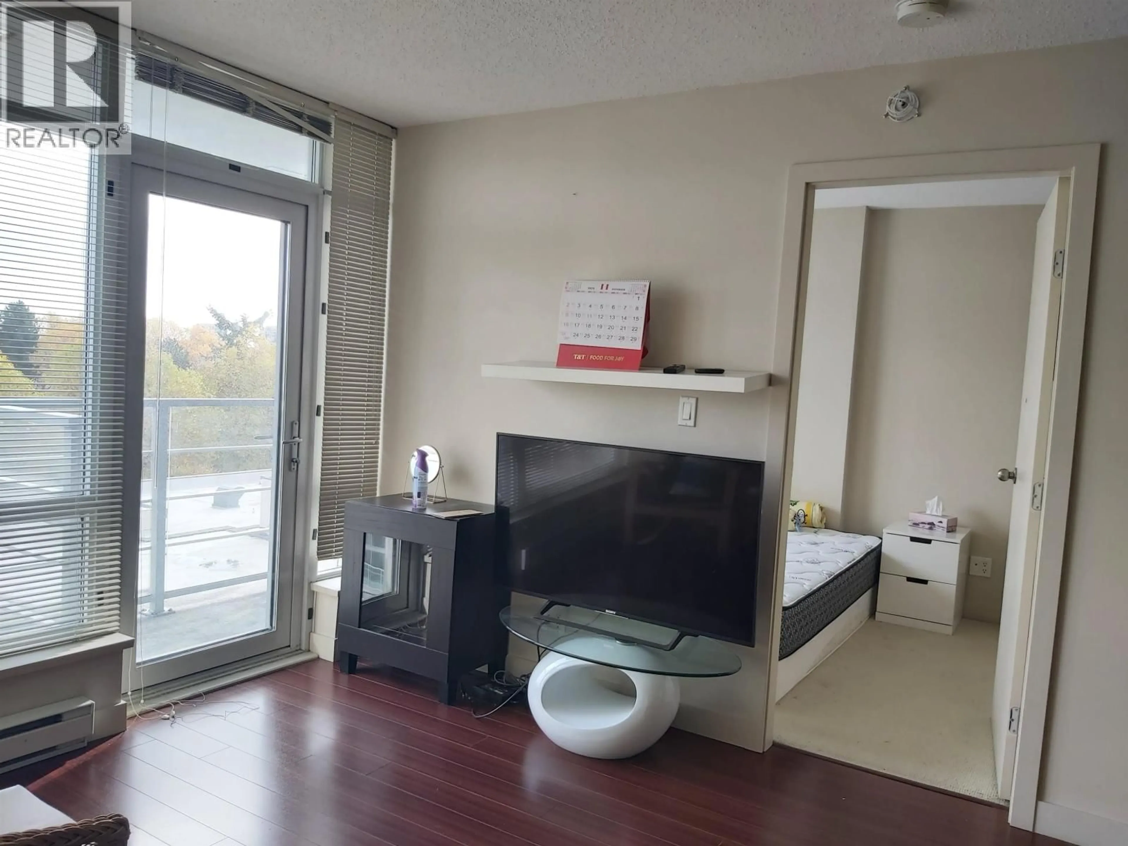 A pic of a room for 908 - 8288 LANSDOWNE ROAD, Richmond British Columbia V6X0B3