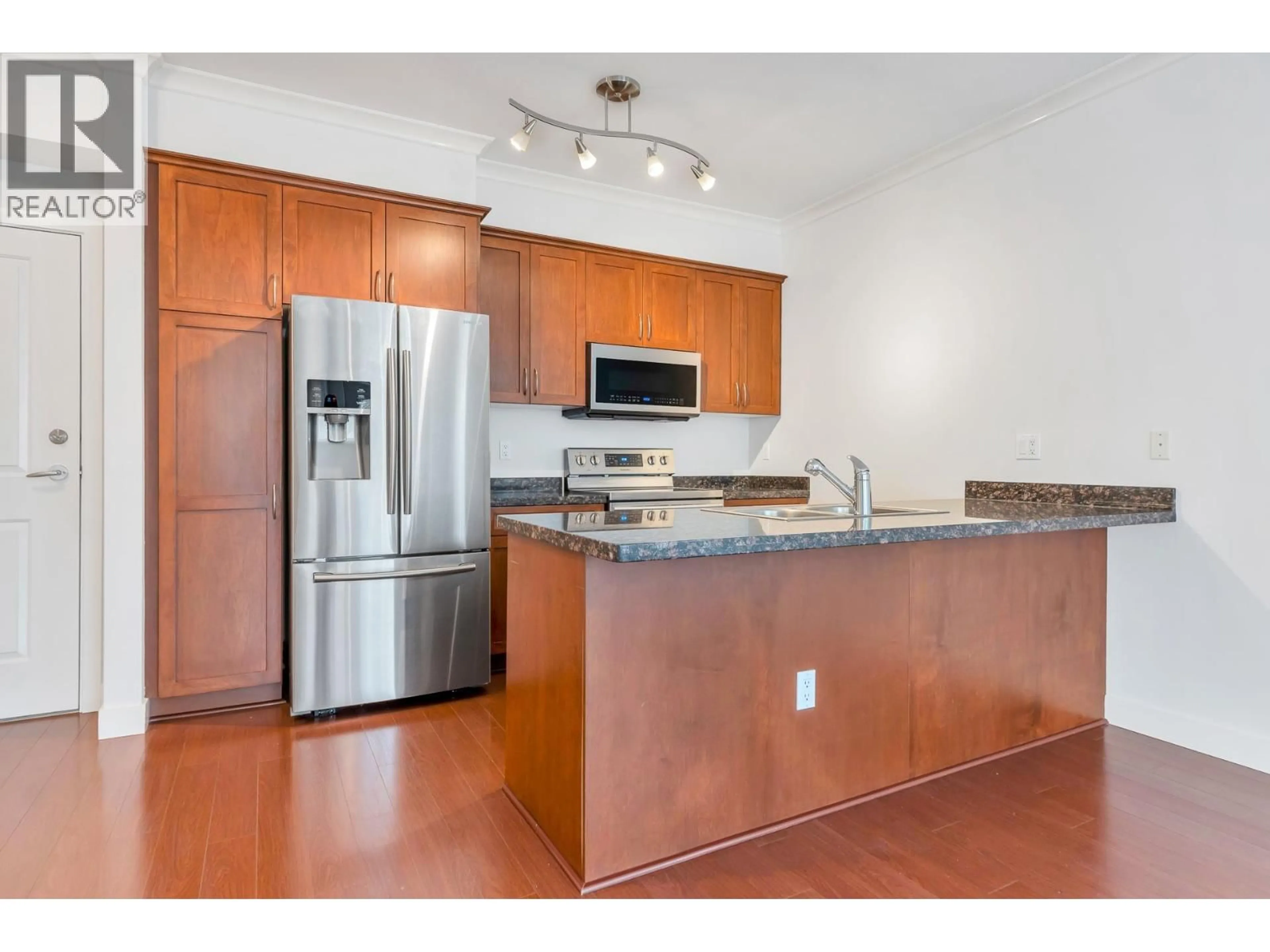 Standard kitchen, unknown for 210 - 1375 VIEW CRESCENT, Delta British Columbia V4L0A3