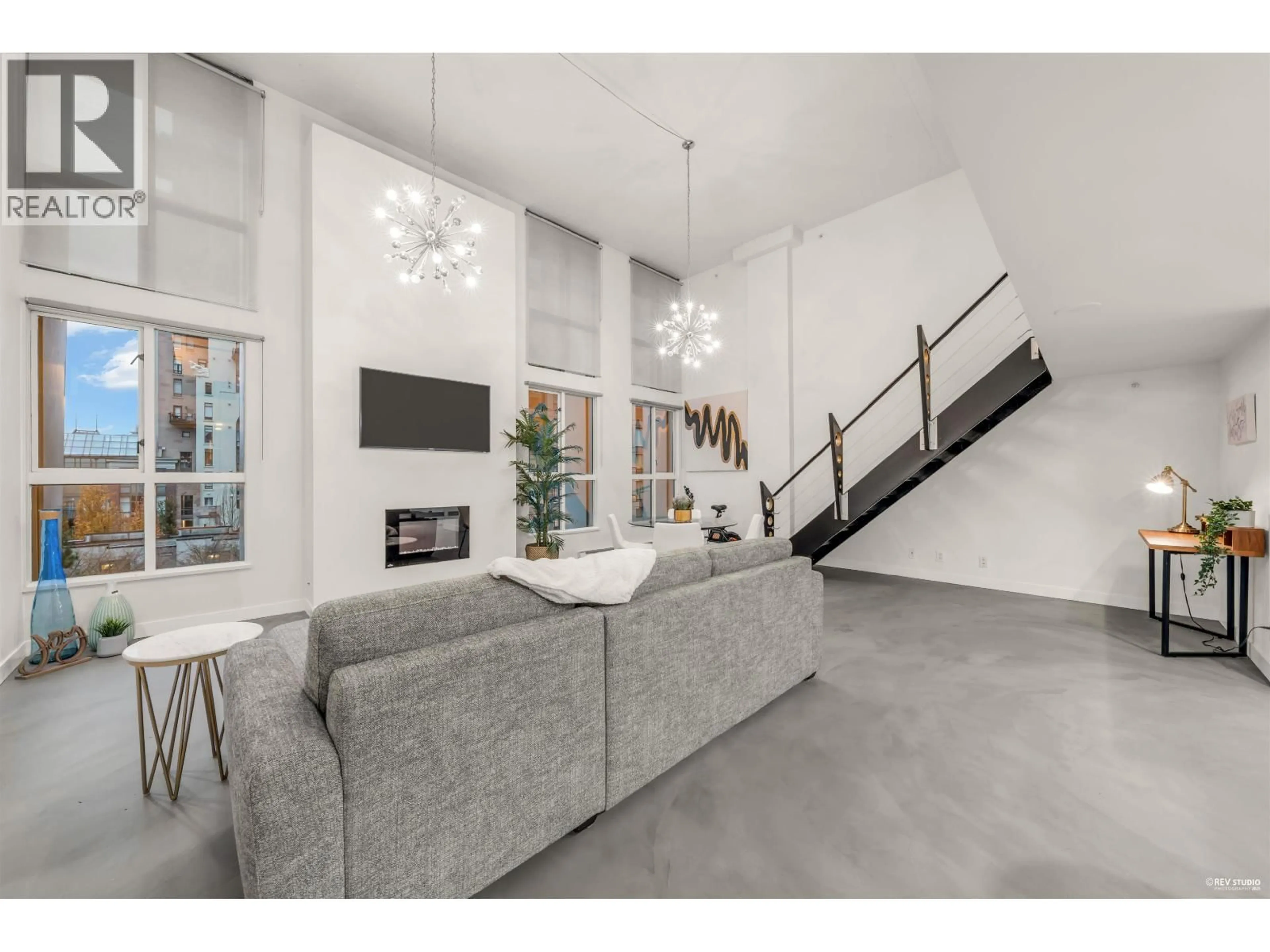 Unknown for 321 - 1238 SEYMOUR STREET, Vancouver British Columbia V6B6J3