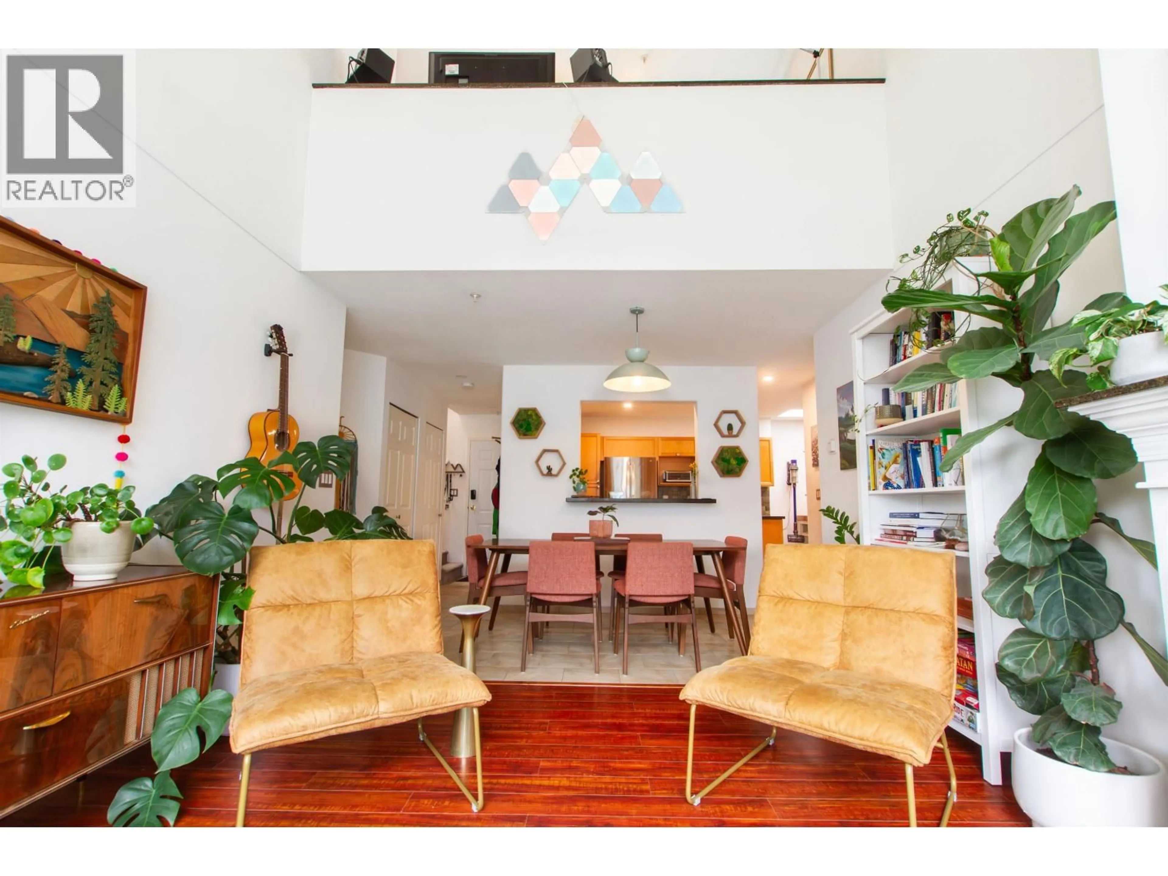 Unknown for 310 - 1466 PEMBERTON AVENUE, Squamish British Columbia V8B0K1