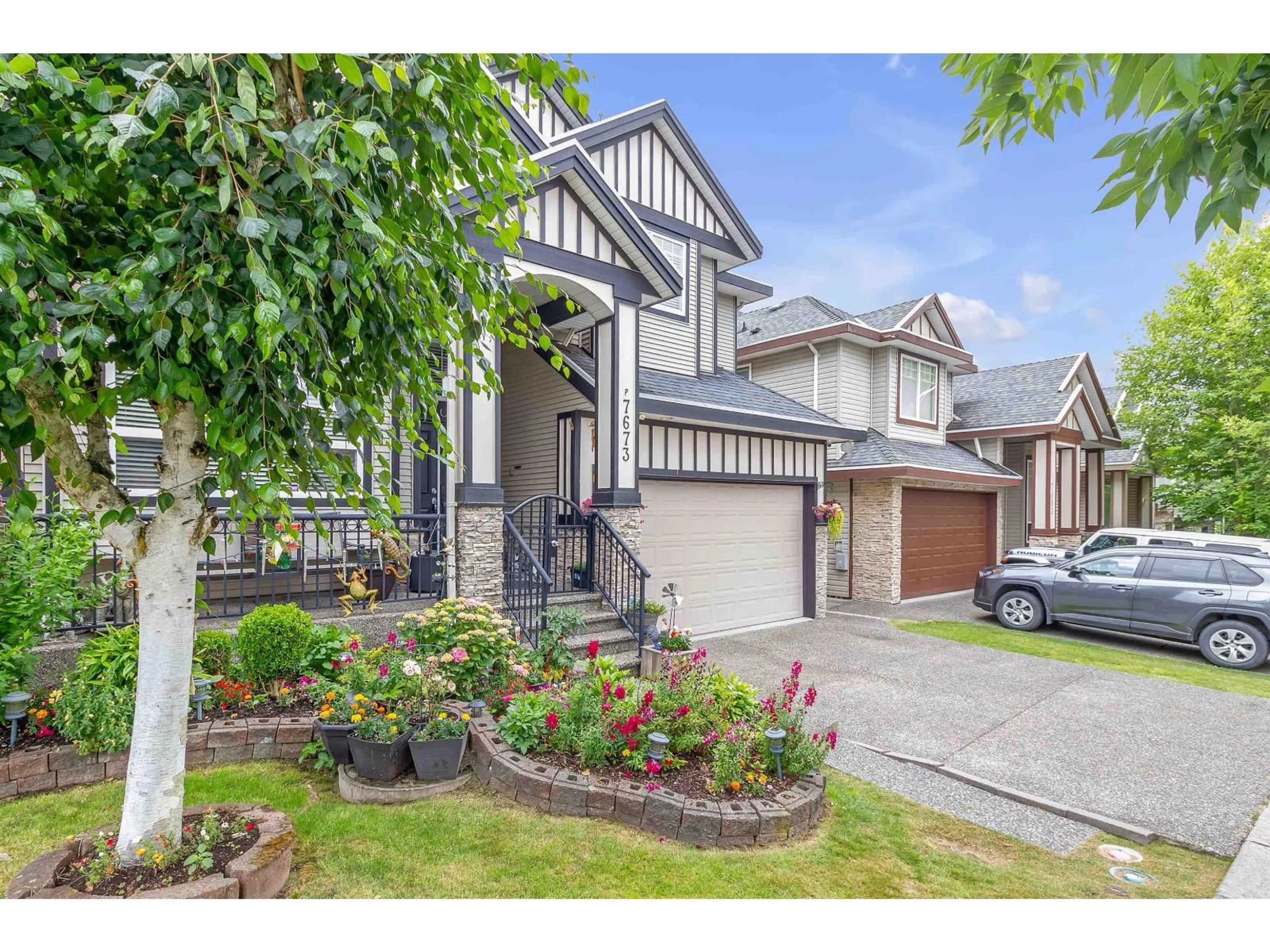 Unknown for 7673 146A STREET, Surrey British Columbia V3S2T3