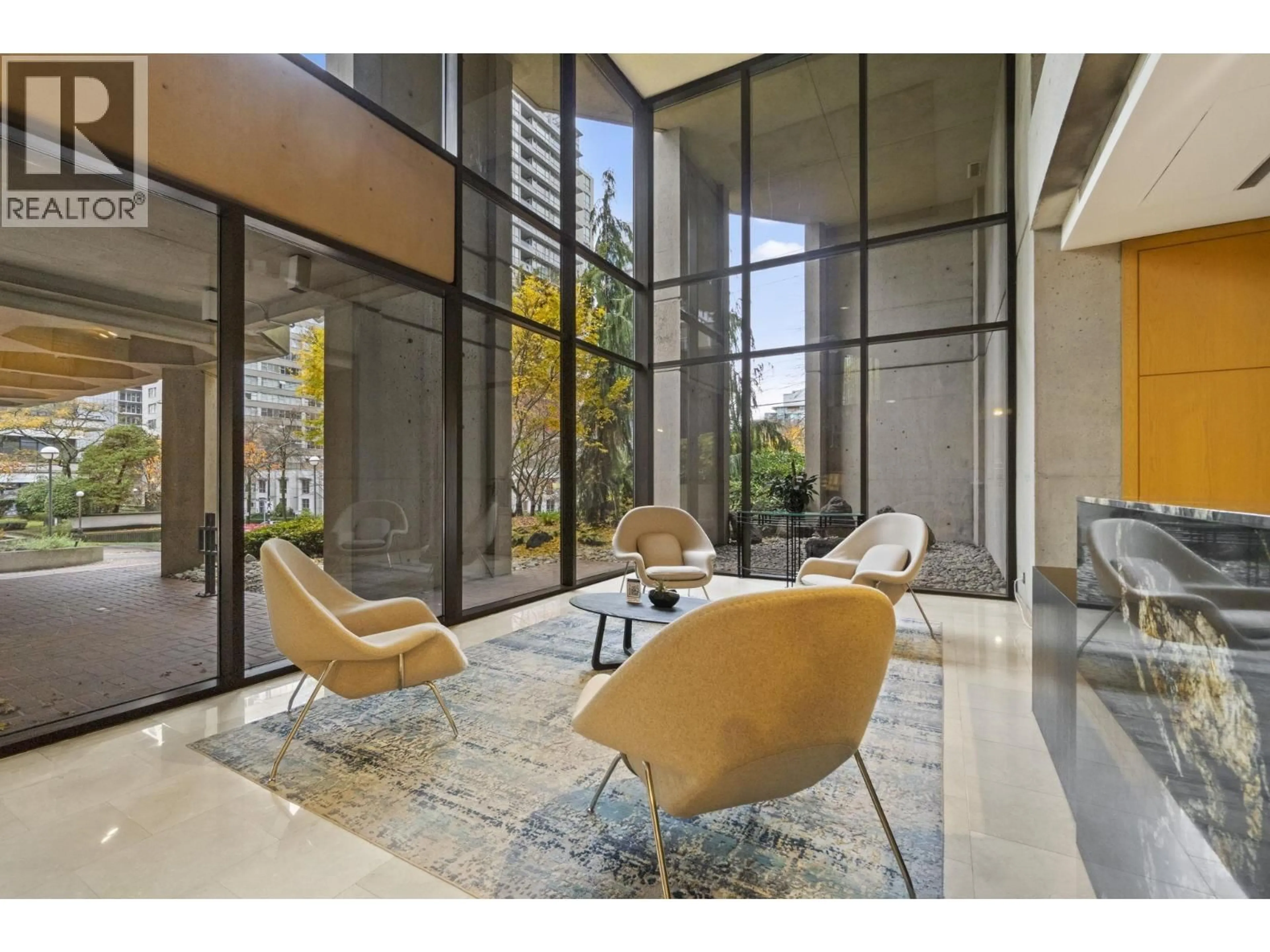 Indoor foyer for 1904 - 738 BOUGHTON STREET, Vancouver British Columbia V6G3A7