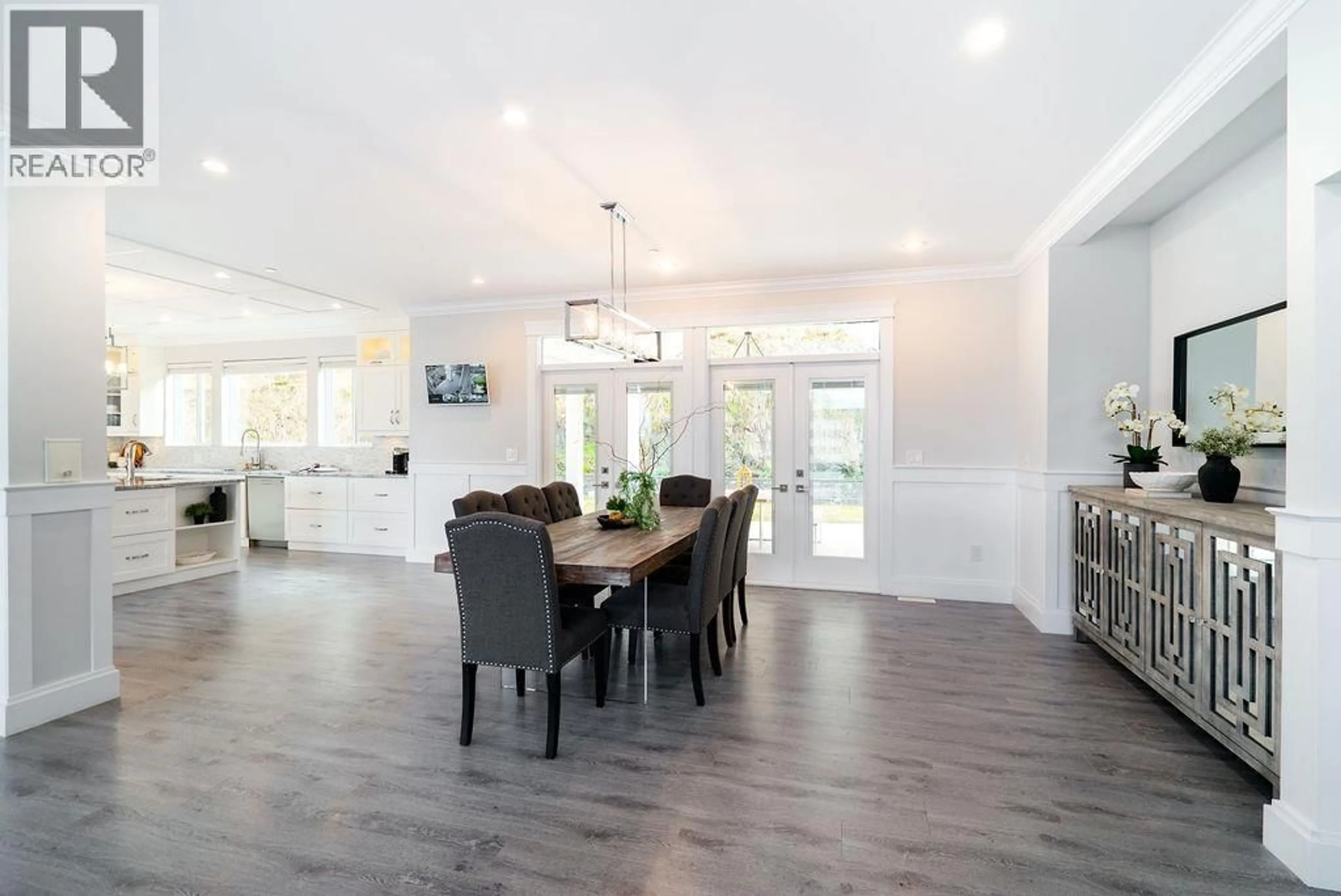 Dining room, wood/laminate floor for 25540 GODWIN DRIVE, Maple Ridge British Columbia V2W1G9