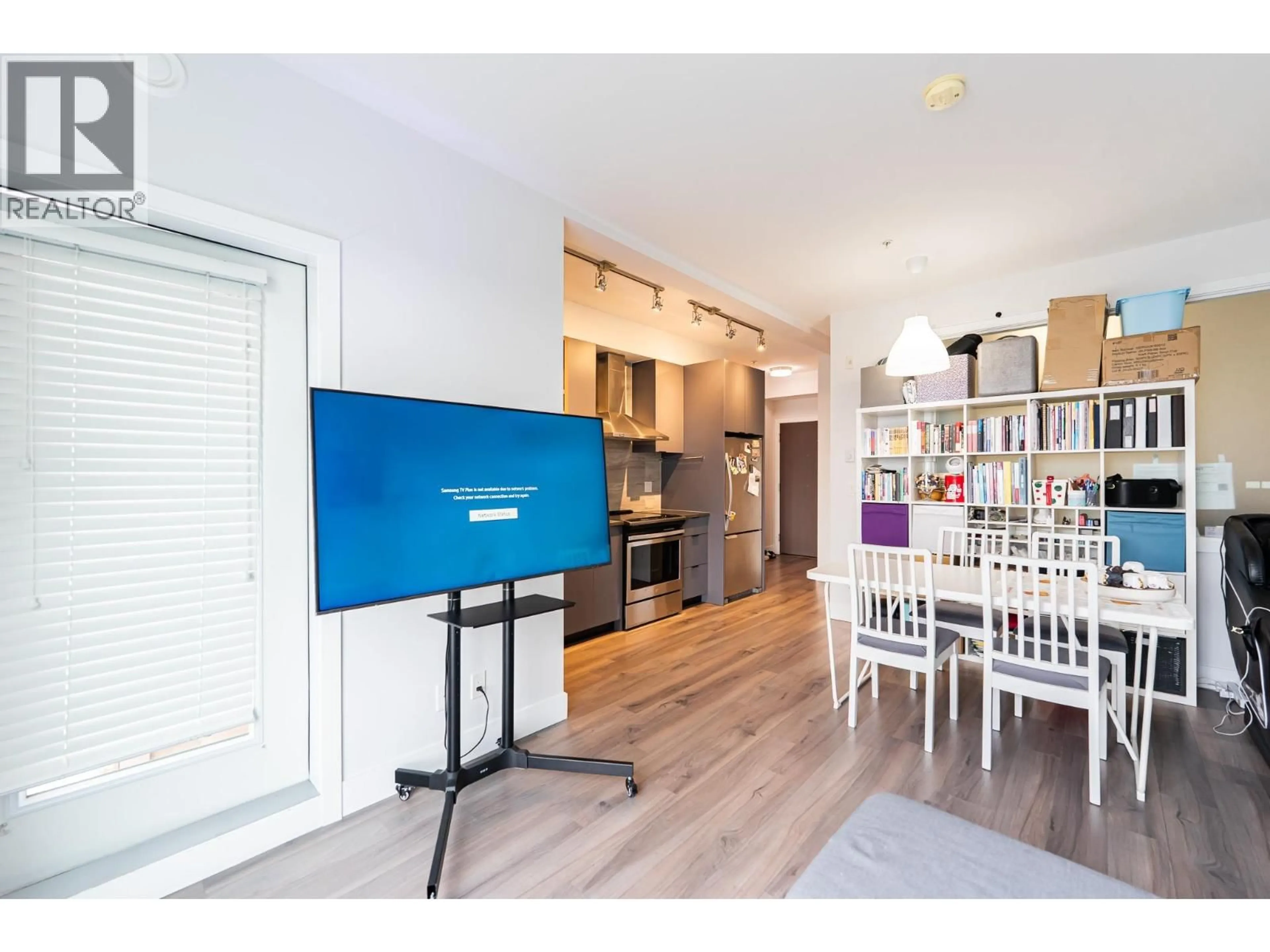 Open concept kitchen, wood/laminate floor for PH35 - 5355 LANE STREET, Burnaby British Columbia V5H0H1