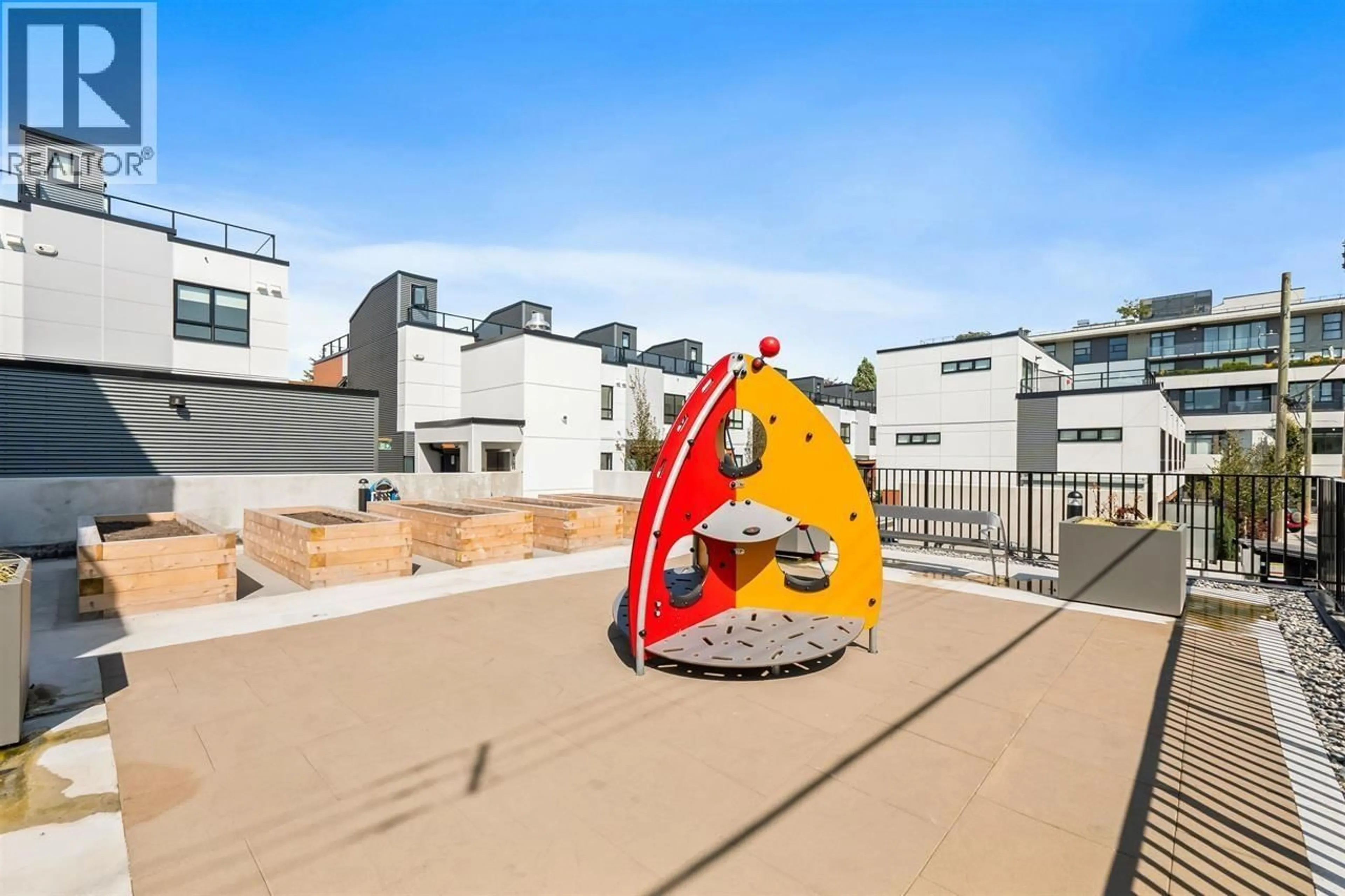 Unknown for 32 - 530 28TH AVENUE, Vancouver British Columbia V5Z2H1