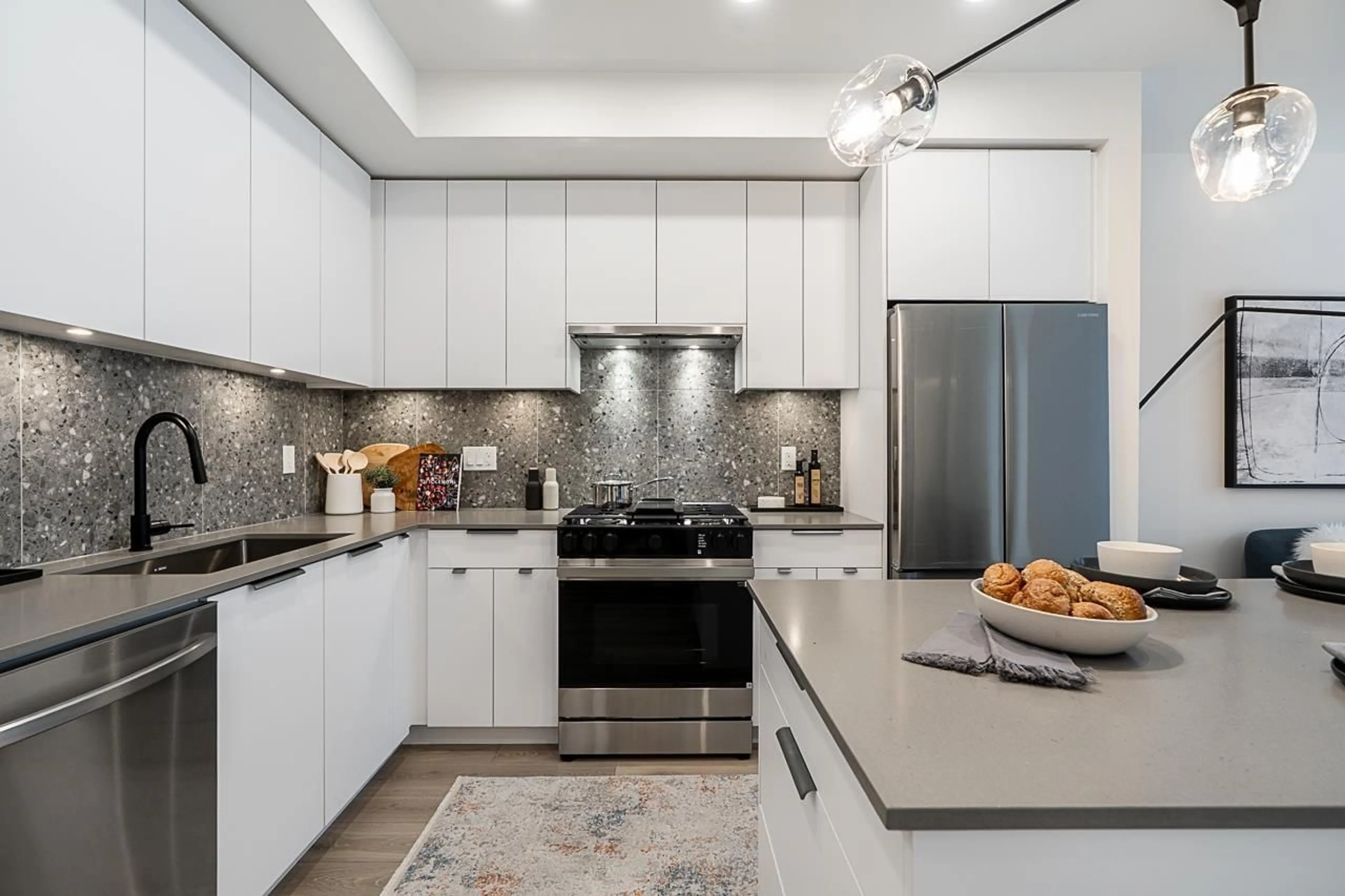 Contemporary kitchen, ceramic/tile floor for 320 - 7936 206, Langley British Columbia V2Y3X8