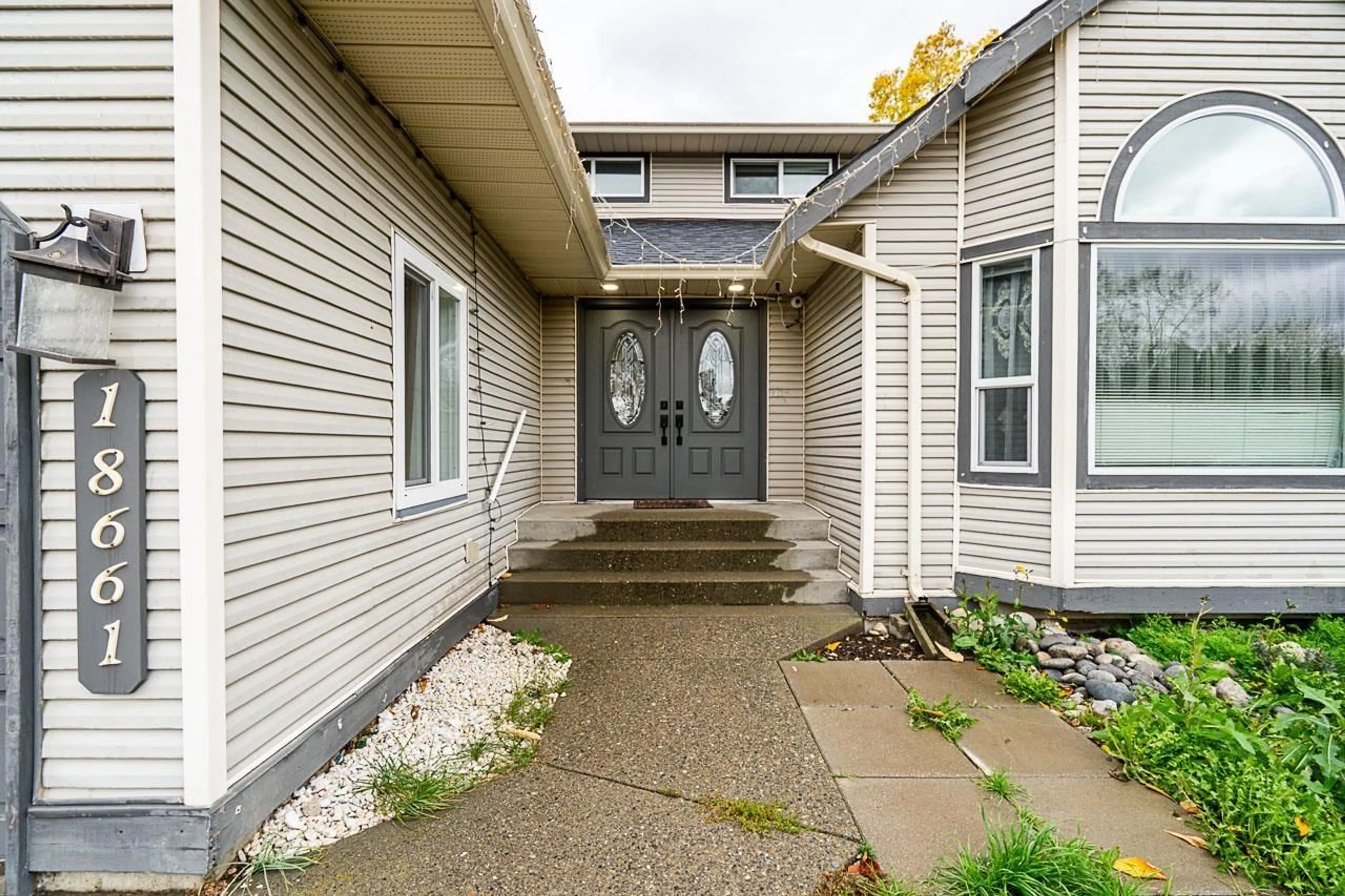 Unknown for 18661 56 AVENUE, Surrey British Columbia V3S7Y2