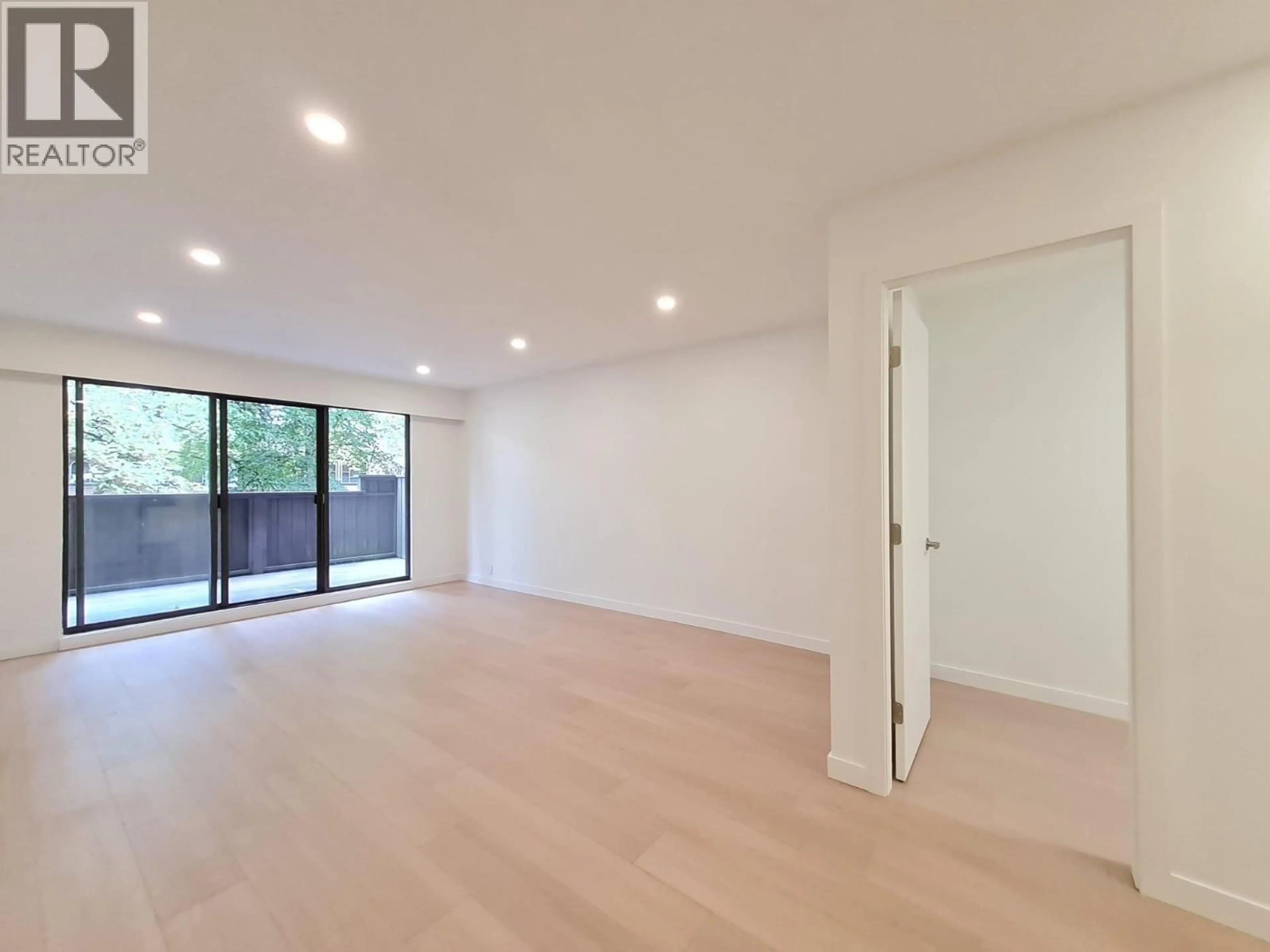 A pic of a room for 107 - 6560 BUSWELL STREET, Richmond British Columbia V6Y2G7