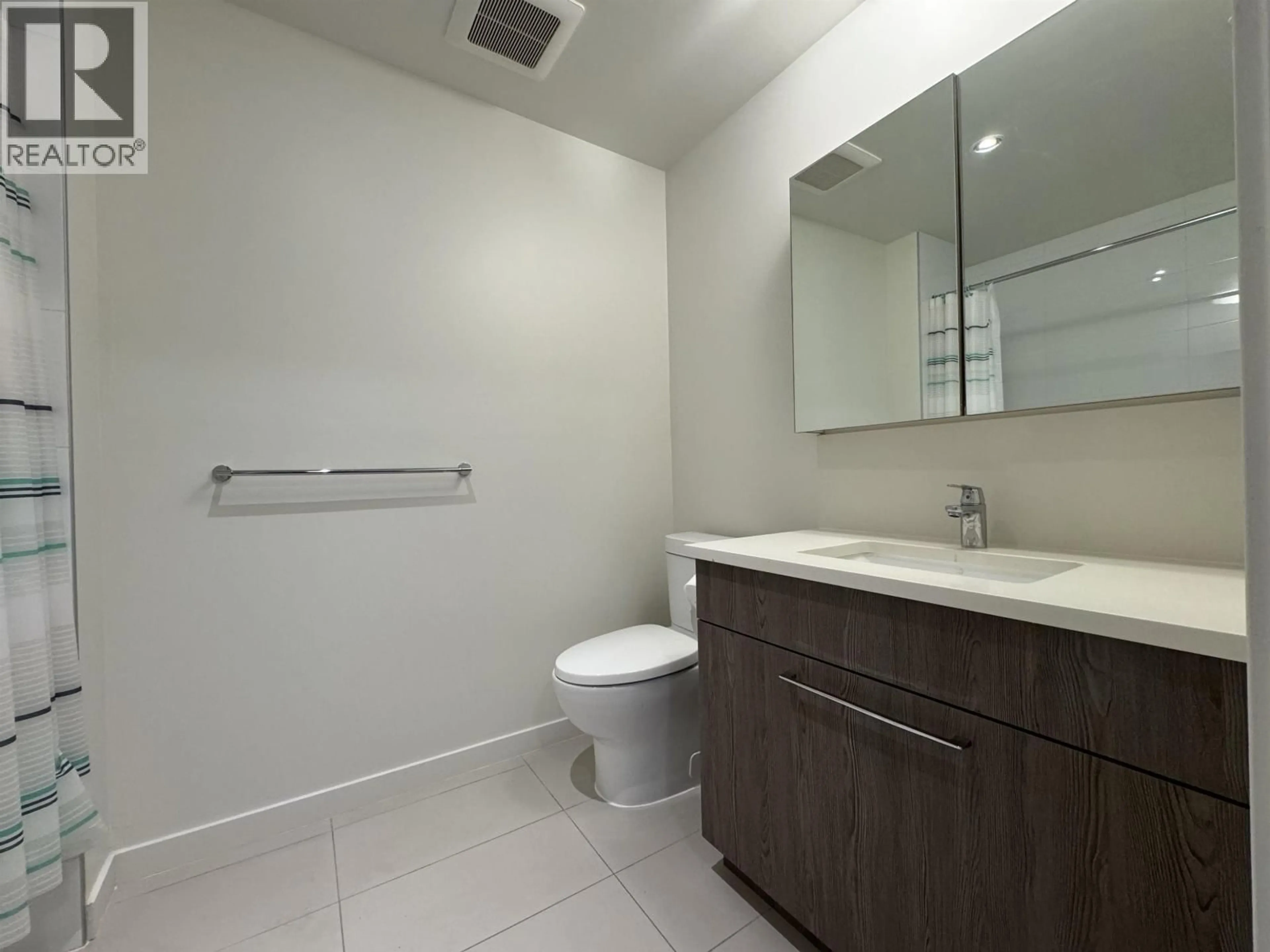 Standard bathroom, unknown for 1707 - 691 NORTH ROAD, Coquitlam British Columbia V3J0H9
