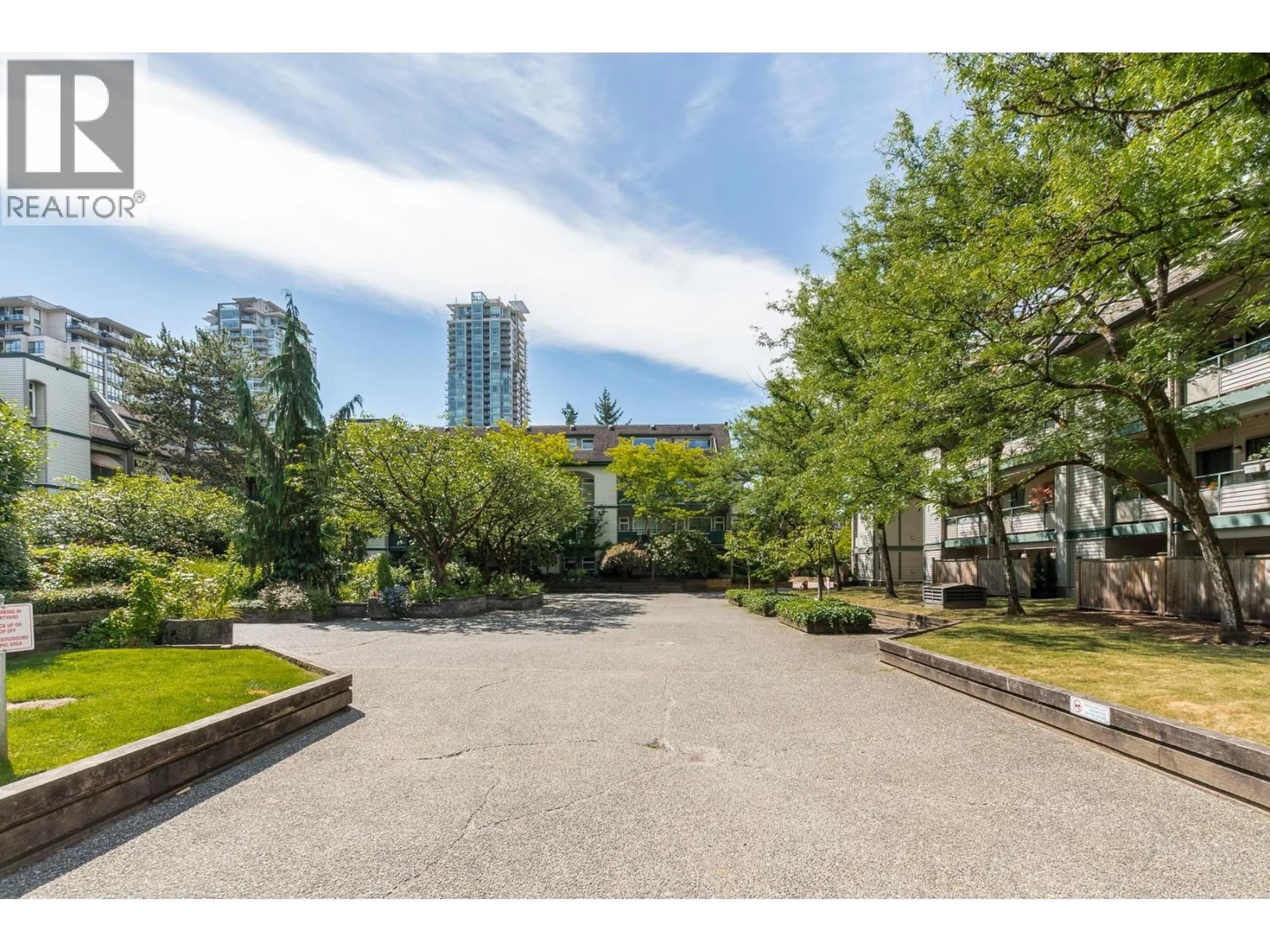 Patio, street for 205 - 1200 PACIFIC STREET, Coquitlam British Columbia V3B6K2