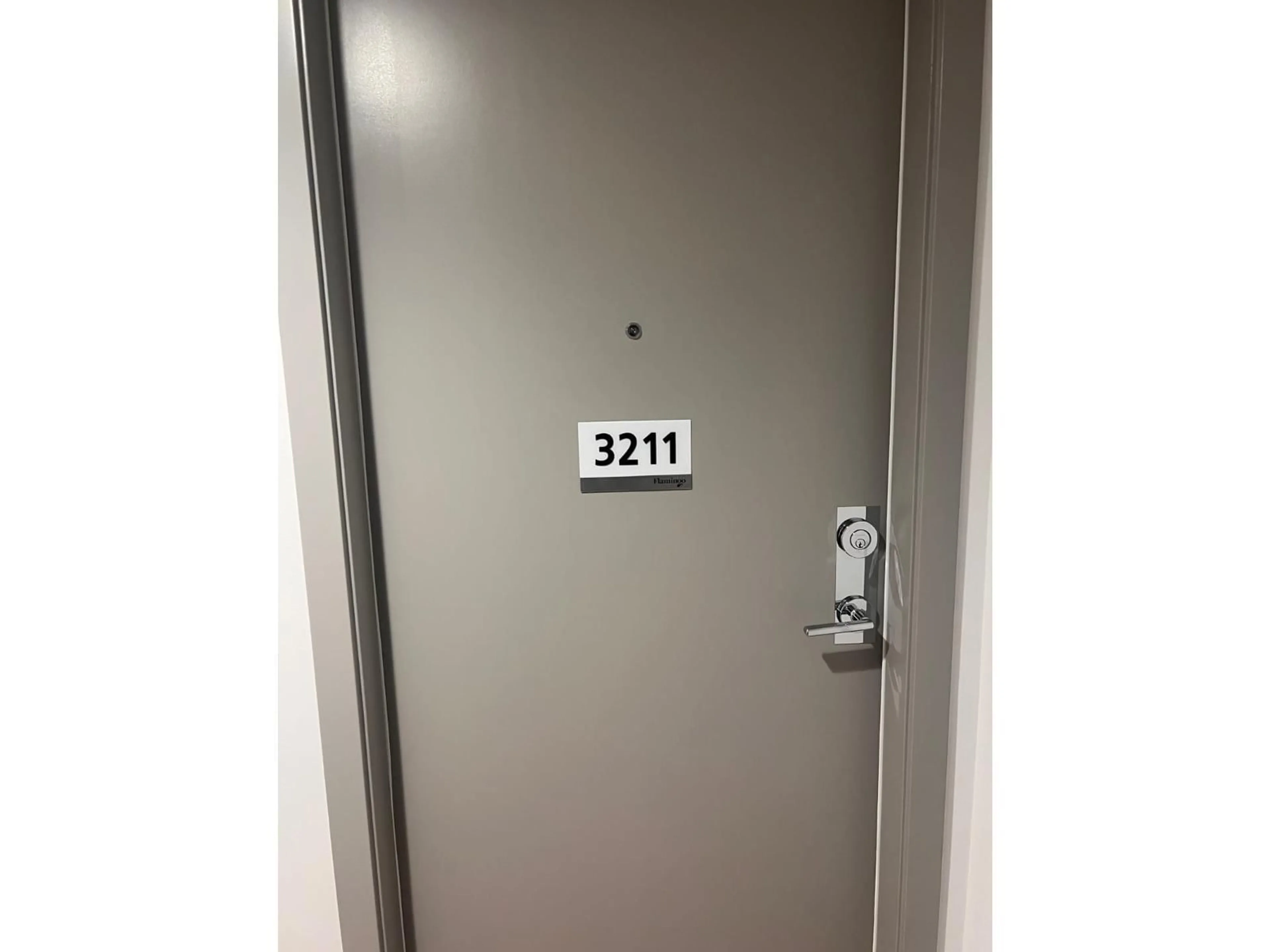 A pic of a room for 3211 - 13675 107A AVENUE, Surrey British Columbia V3T2H2