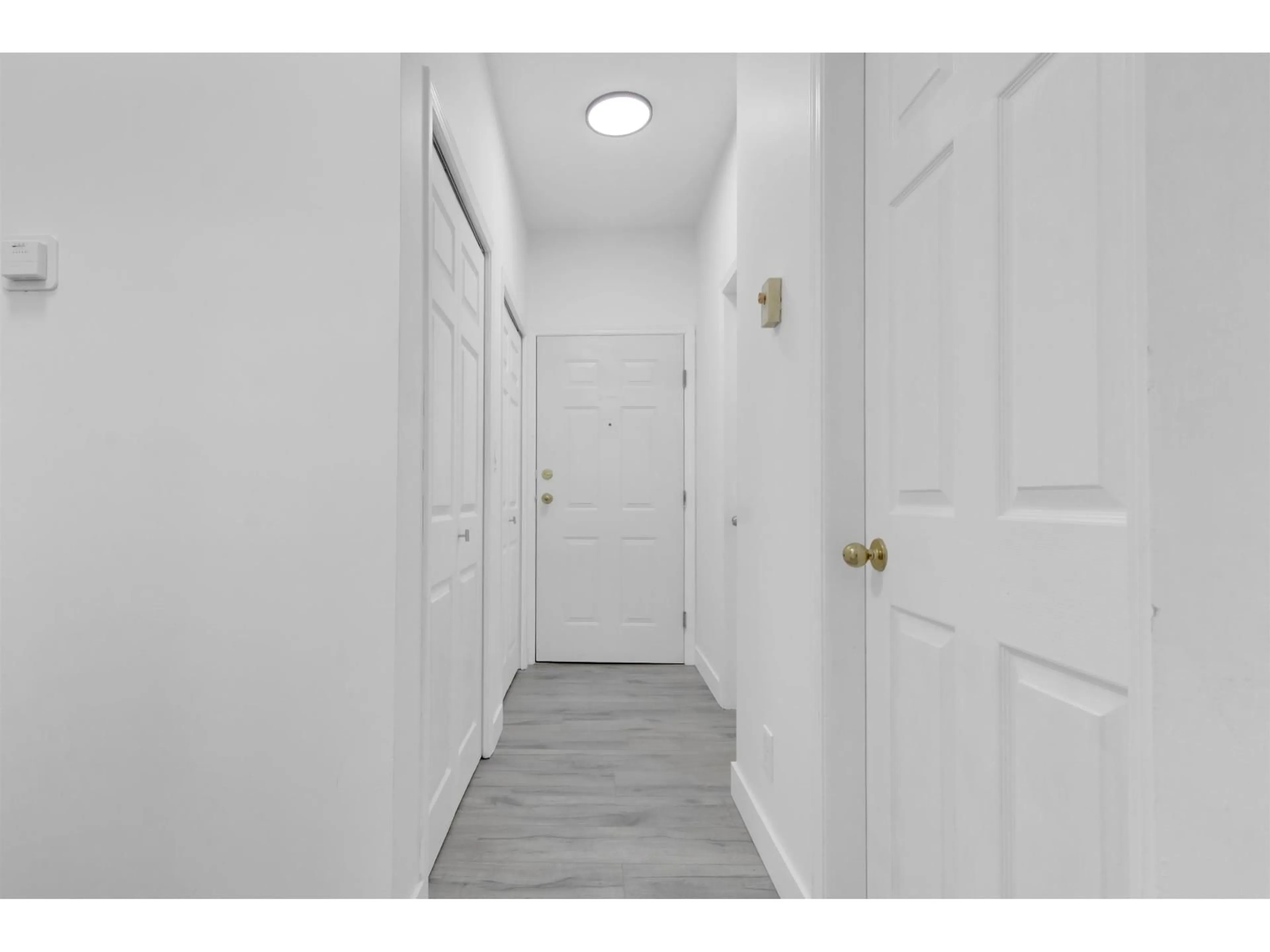 Indoor entryway for 208 - 8142 120A STREET, Surrey British Columbia V3W3P3