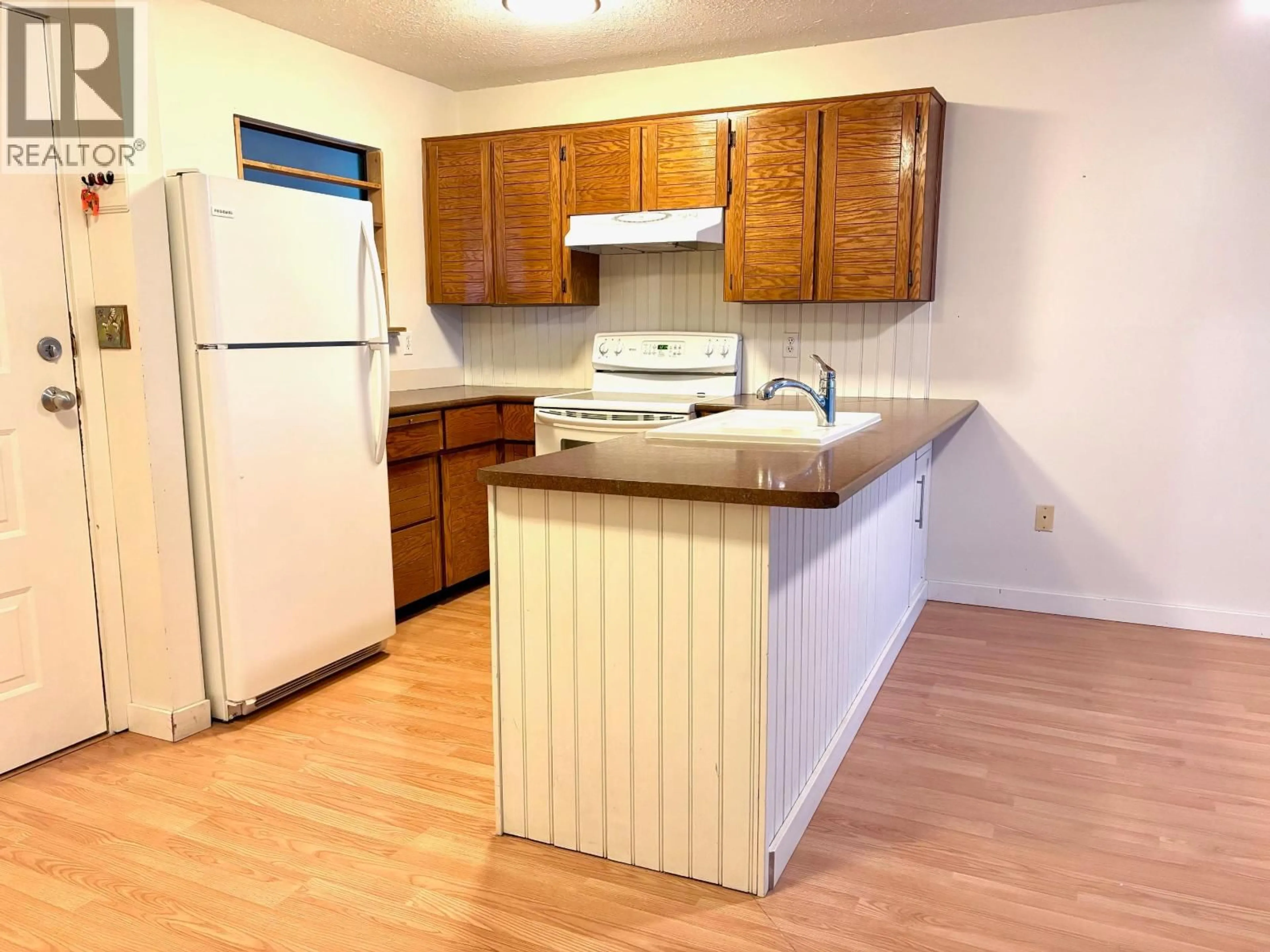 Standard kitchen, unknown for 11 - 4832 LAZELLE AVENUE, Terrace British Columbia V8G1T4