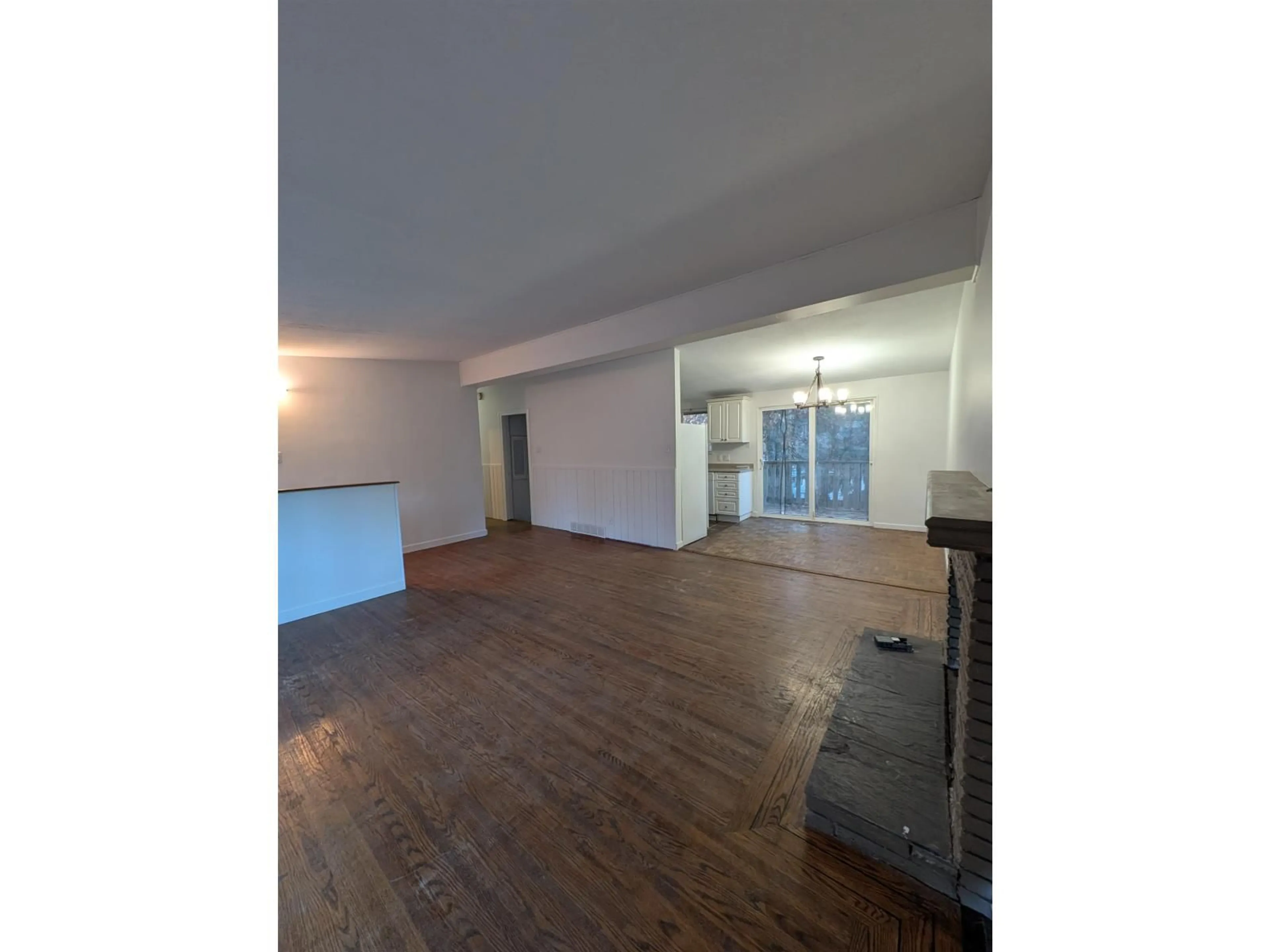 A pic of a room for 11331 LOUGHREN DRIVE, Surrey British Columbia V3R4Z3