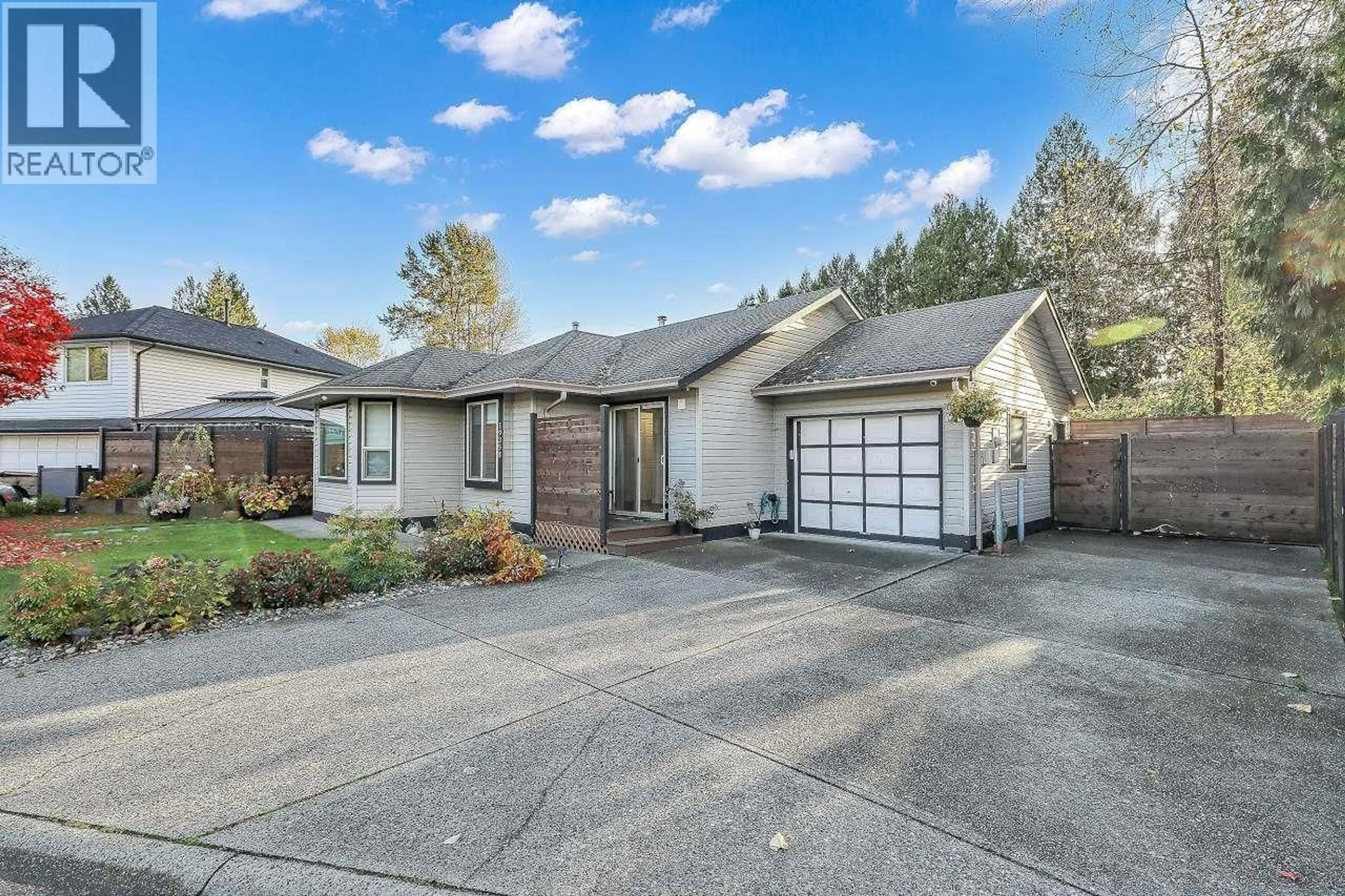 Home with vinyl exterior material, street for 19358 CUSICK CRESCENT, Pitt Meadows British Columbia V3Y2M9