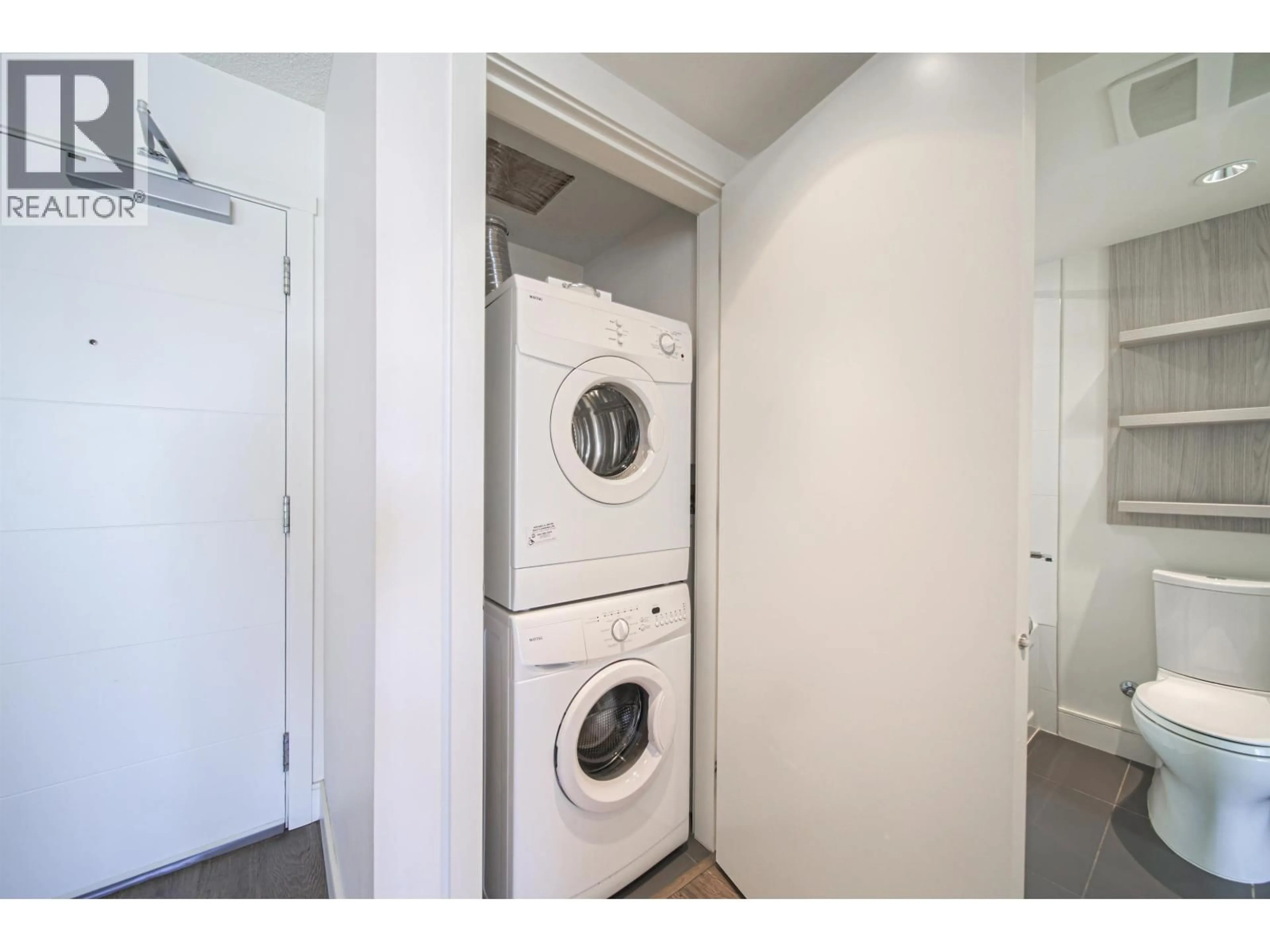 Laundry room for 2207 - 3007 GLEN DRIVE, Coquitlam British Columbia V3B0L8