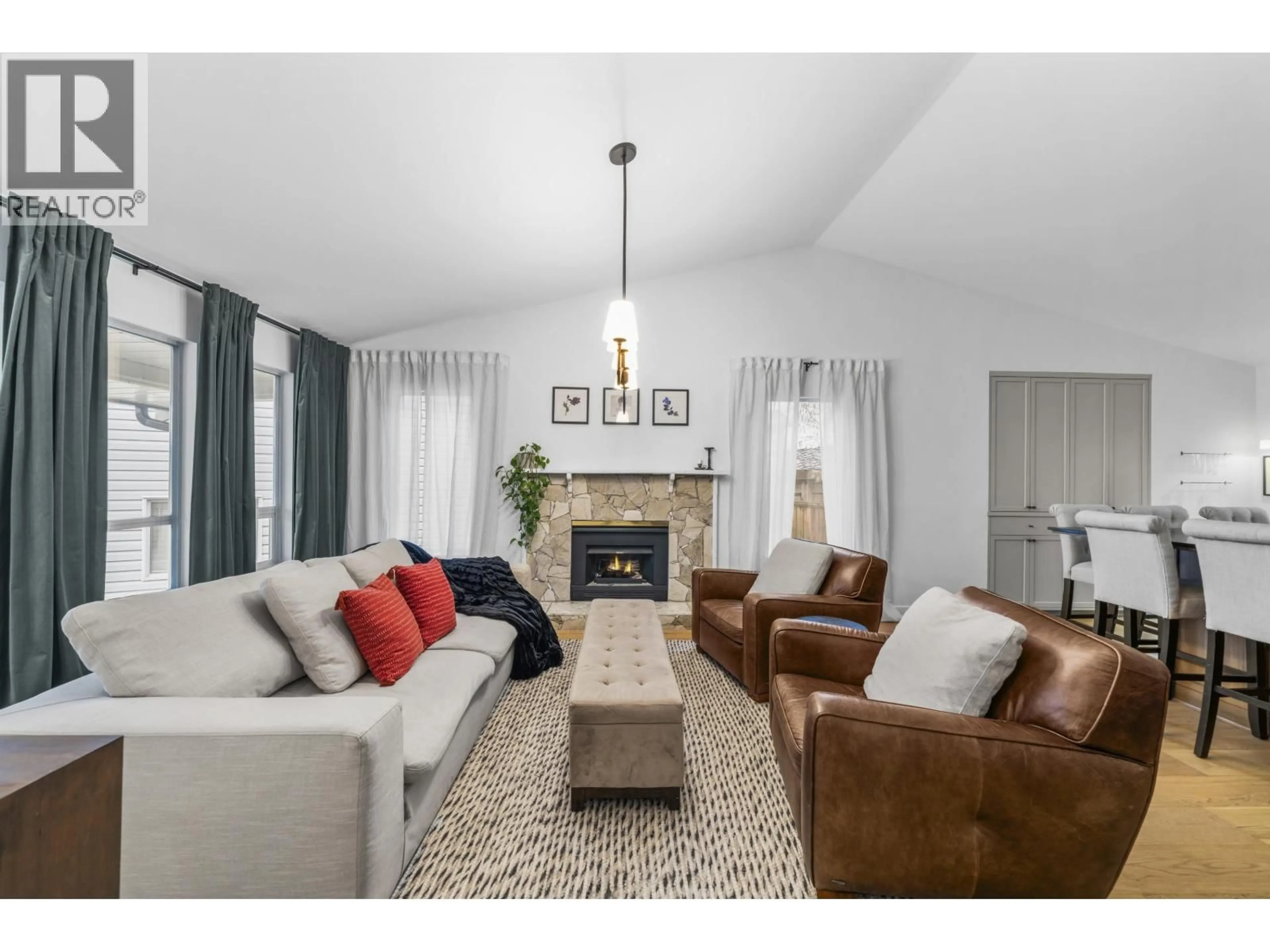 Living room with furniture, unknown for 12432 EDGE STREET, Maple Ridge British Columbia V2X0B3